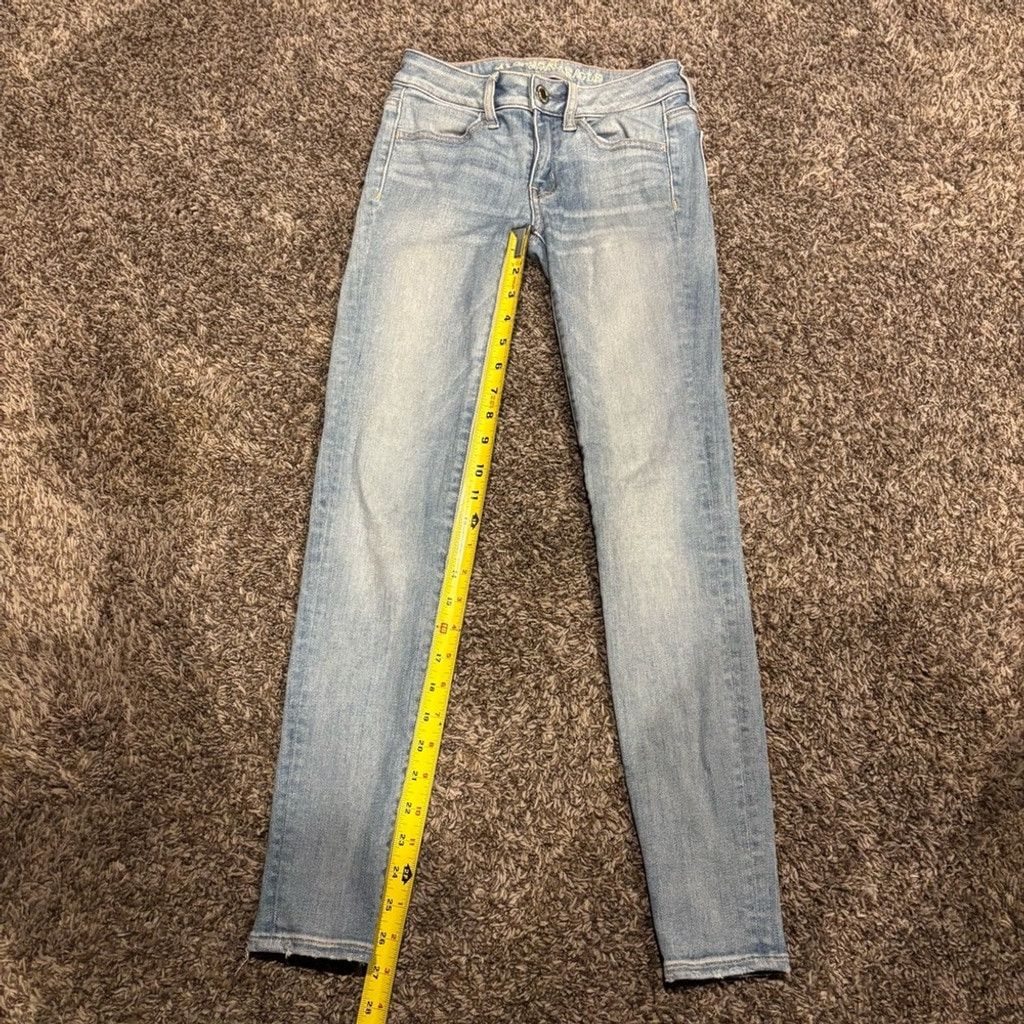 American Eagle Outfitters American Eagle Outfitters Women's Light Blue Jeans Size 24" / US 00 / IT 34 - 3 Thumbnail