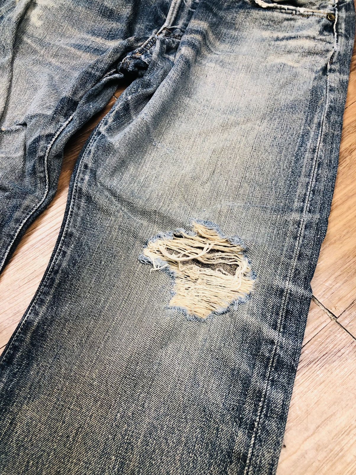 Japanese Brand Denim Craft Distressed Jeans (33) Size US 33 - 9 Thumbnail