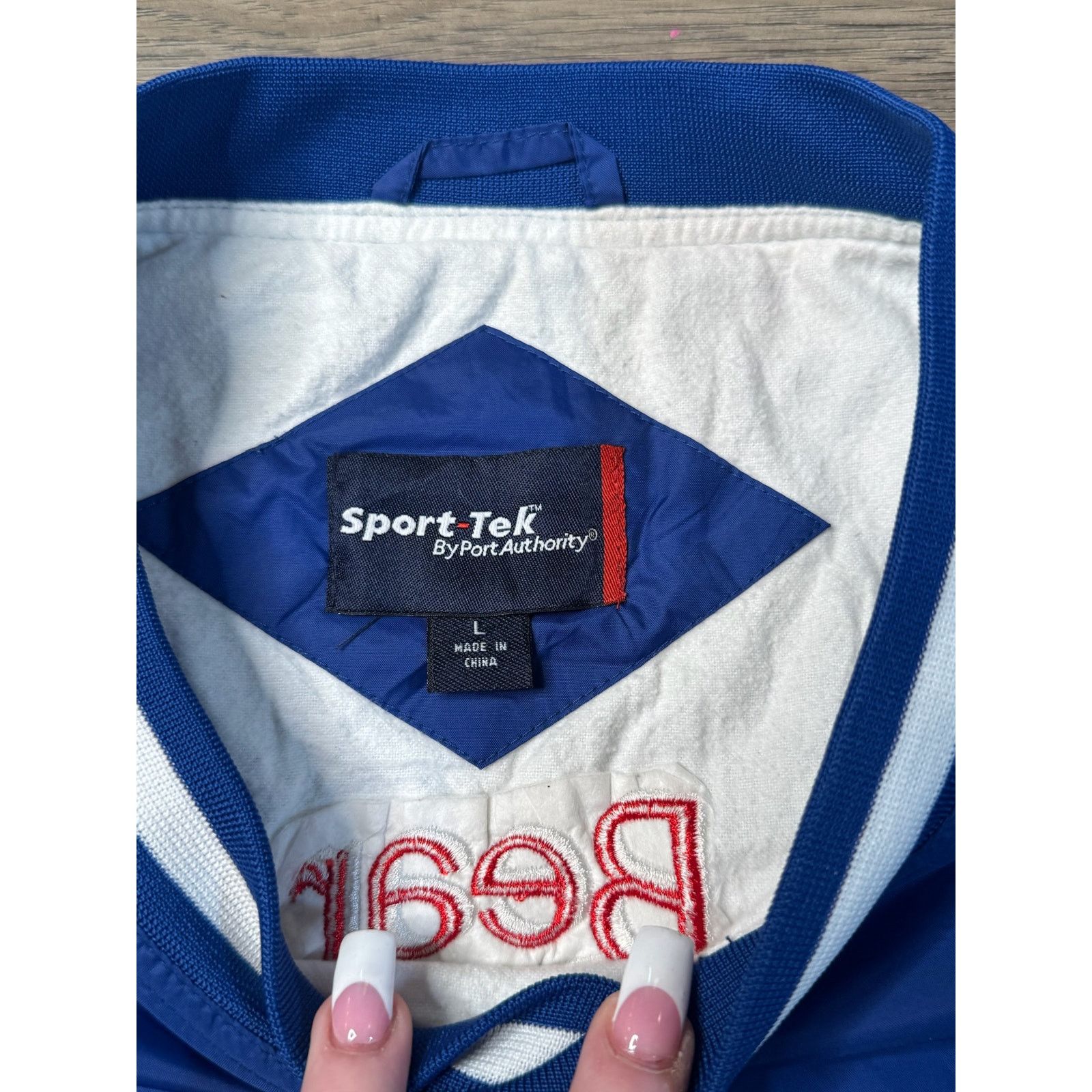 Vintage Vintage Sport-Tek Windbreaker Jacket Men L 2006 Baseball Size US L / EU 52-54 / 3 - 4 Thumbnail