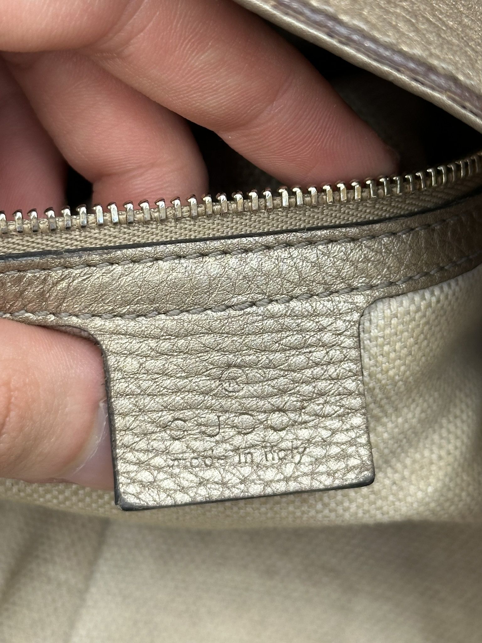 Gucci Gucci Soho Shoulder Bag Medium Pebbled Leather Gold Logo Size ONE SIZE - 15 Thumbnail