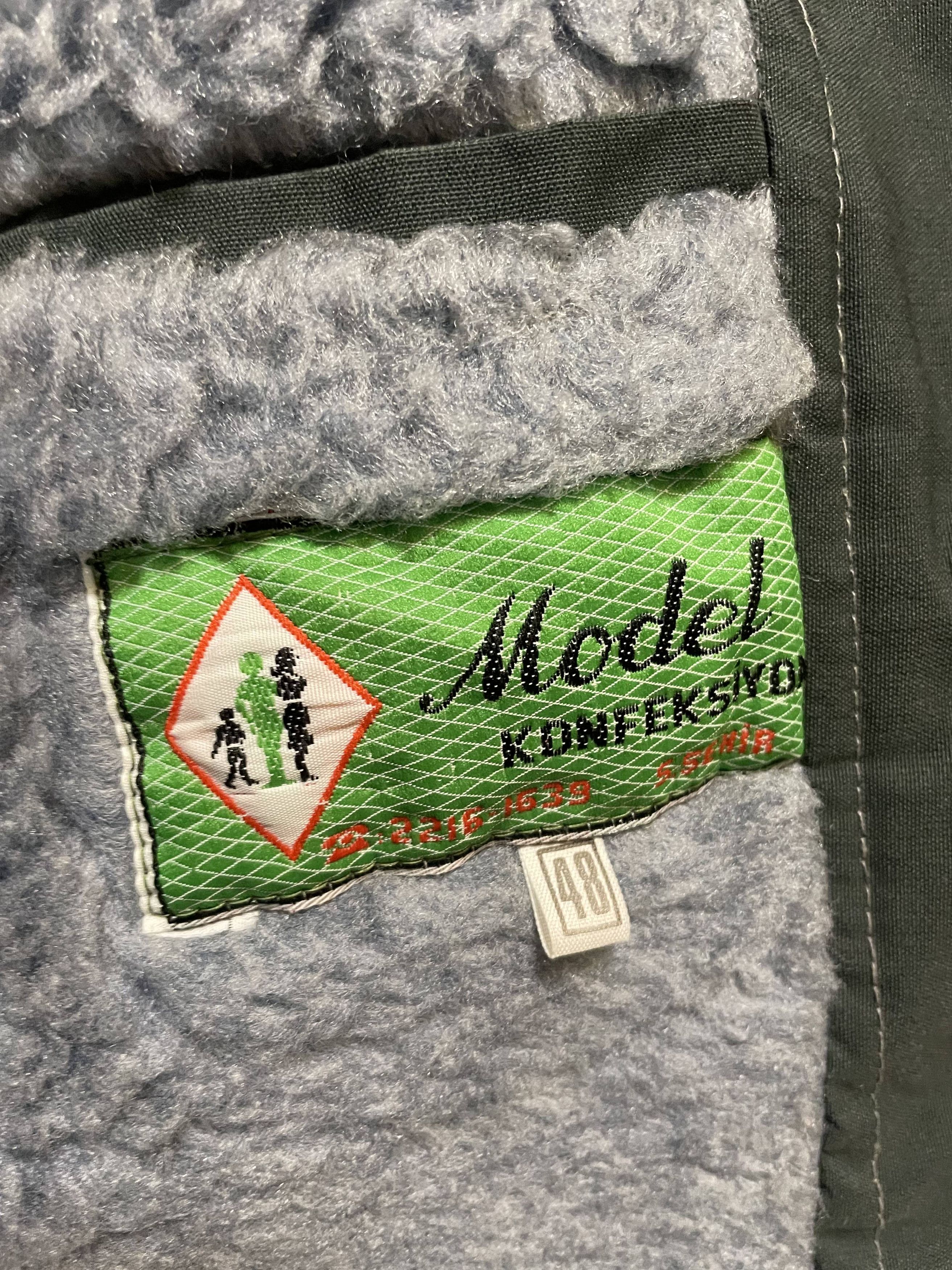 Vintage Vintage Green Belted Coat Faux Fur Collar Jacket Size US M / EU 48-50 / 2 - 3 Thumbnail