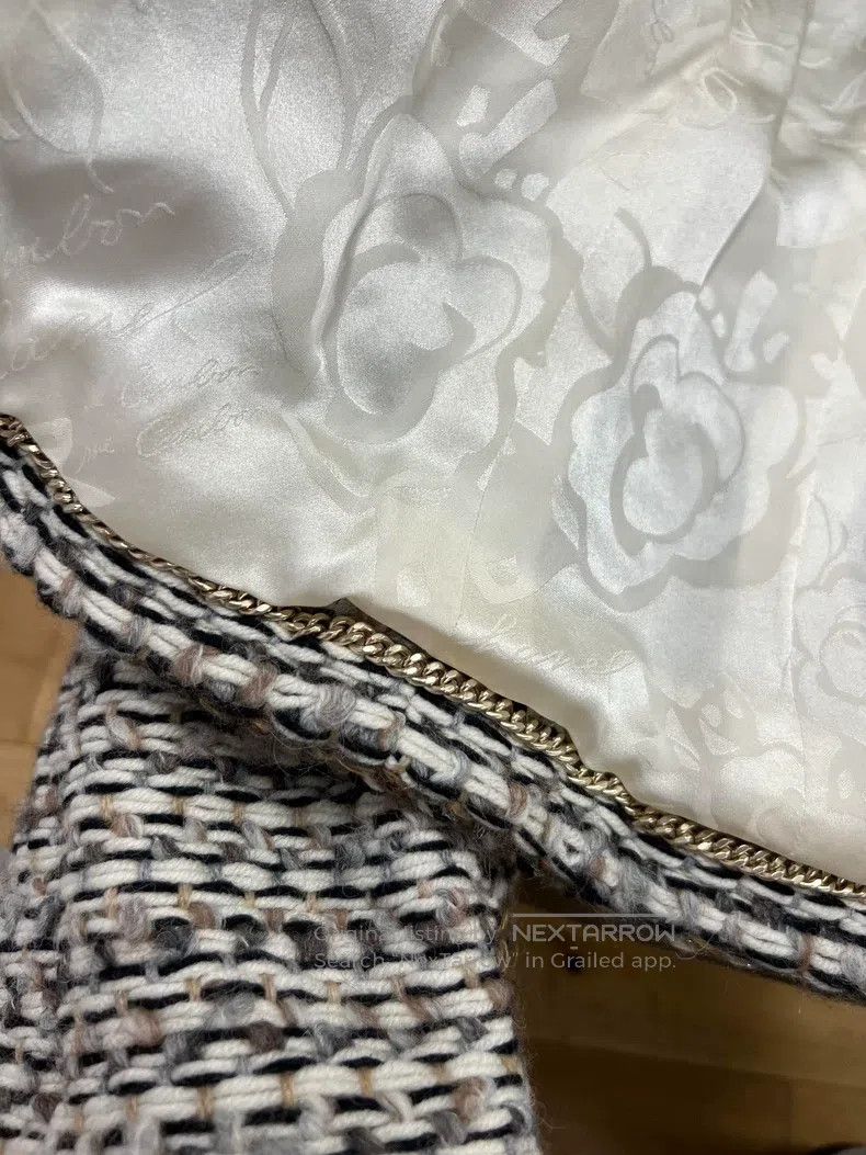 Chanel Chanel 18K Forest Series White and Brown Woven Two-pocket Size M / US 6-8 / IT 42-44 - 6 Thumbnail