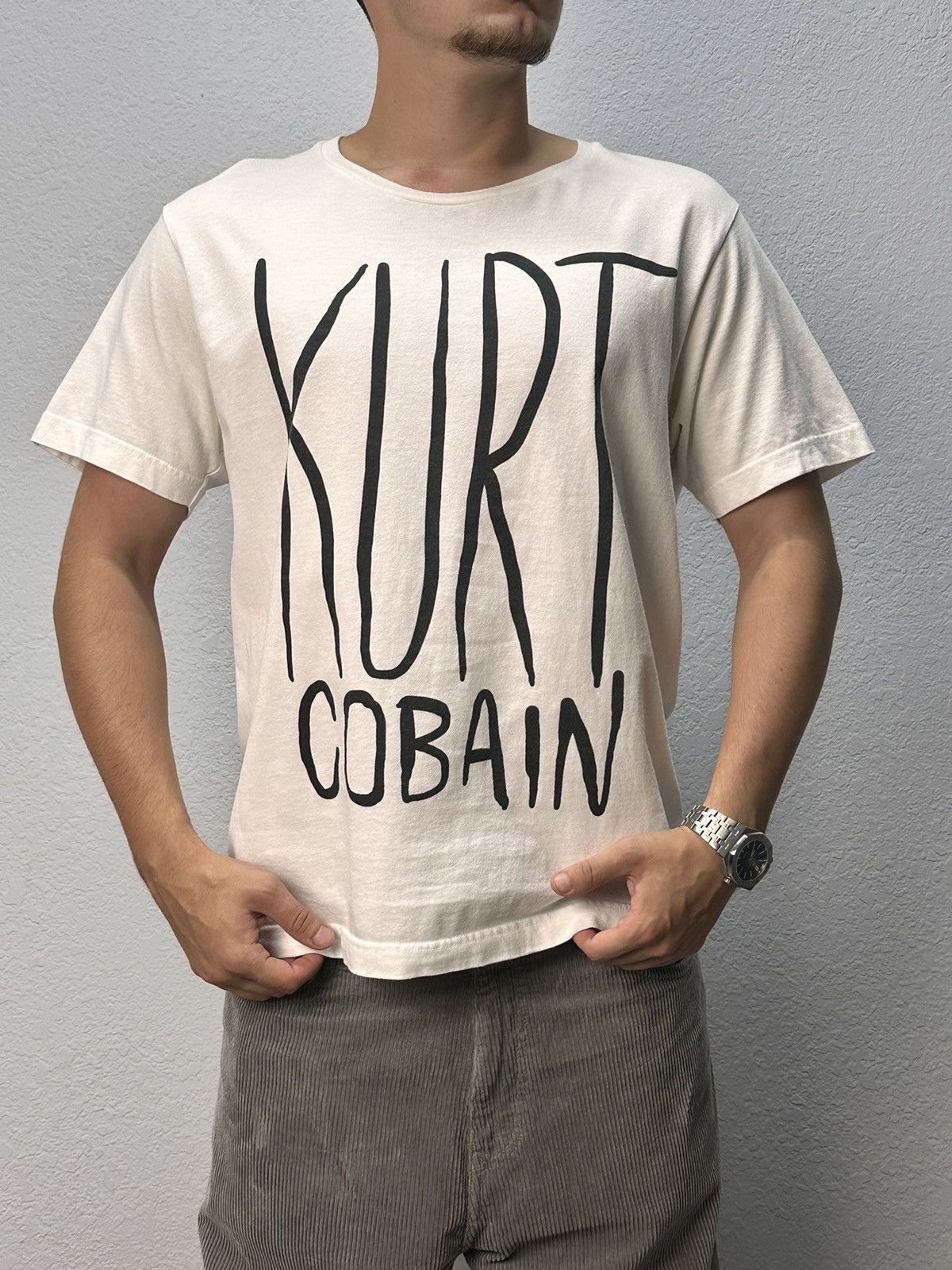 Other Uniqlo Kurt Cobain Nirvana Uniqlo Band Tee Ceazy Travis Y2K Size US L / EU 52-54 / 3 - 3 Thumbnail