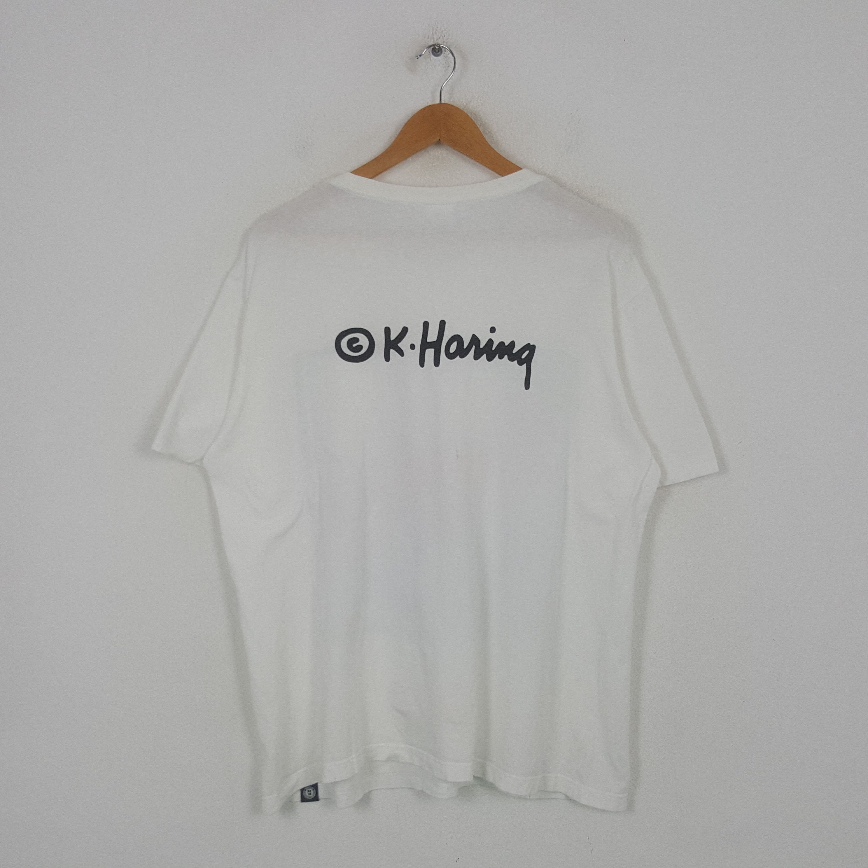 Keith Haring Vintage Keith Haring x UT Japanese Tshirt C294N78 Size US L / EU 52-54 / 3 - 4 Thumbnail