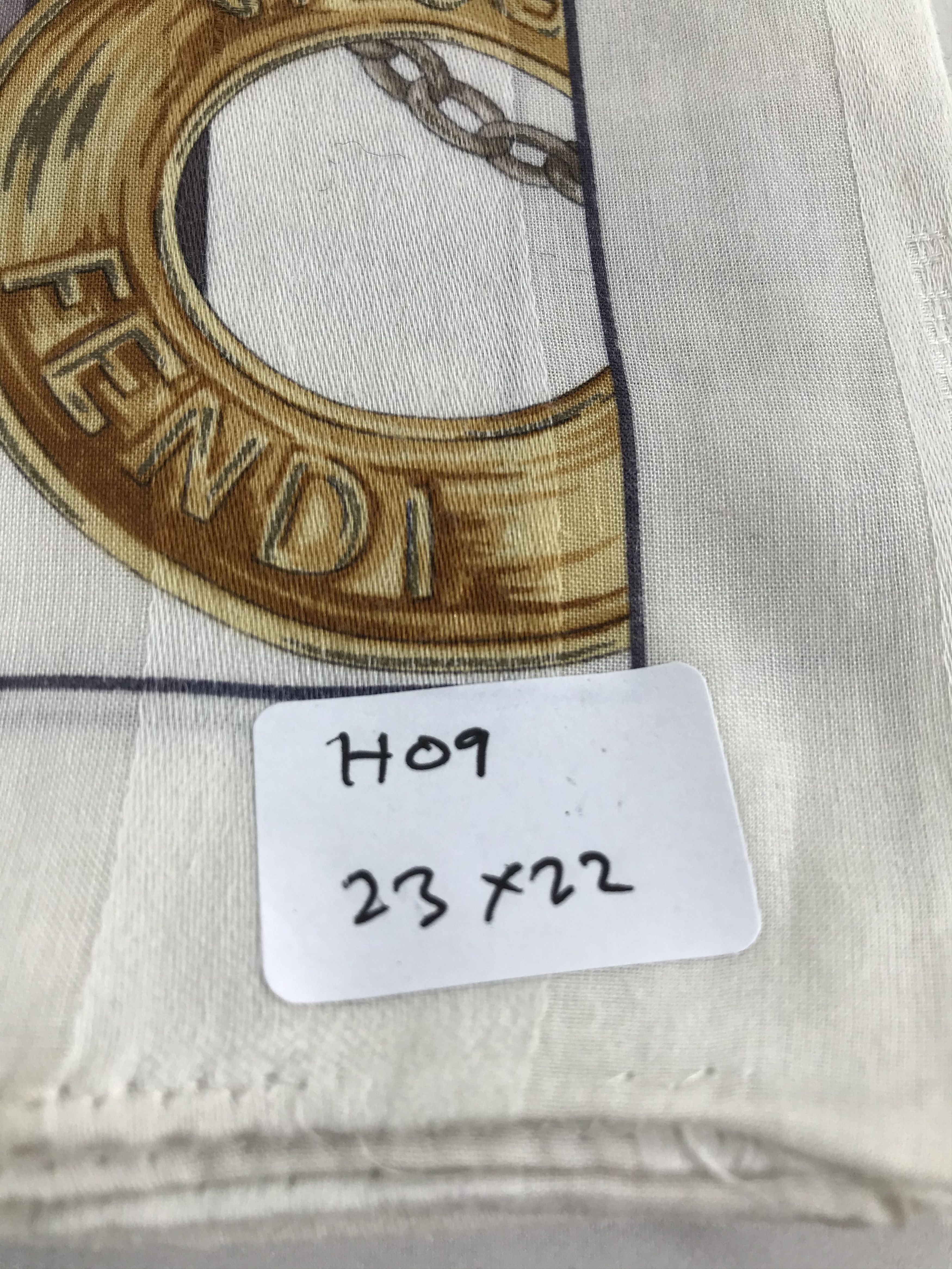 Vintage FeNdI Handkerchief Neckerchief Bandana H09 Size ONE SIZE - 10 Thumbnail
