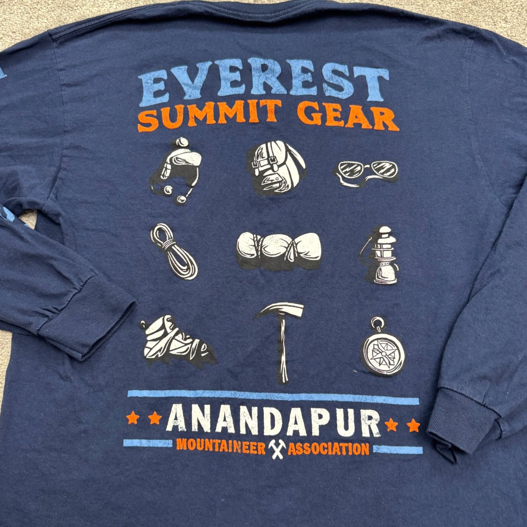 Disney VINTAGE Disney Expedition Everest Summit Team 2006 T-Shirt Mens Large Navy Crew Neck Shirts Size US L / EU 52-54 / 3 - 3 Thumbnail