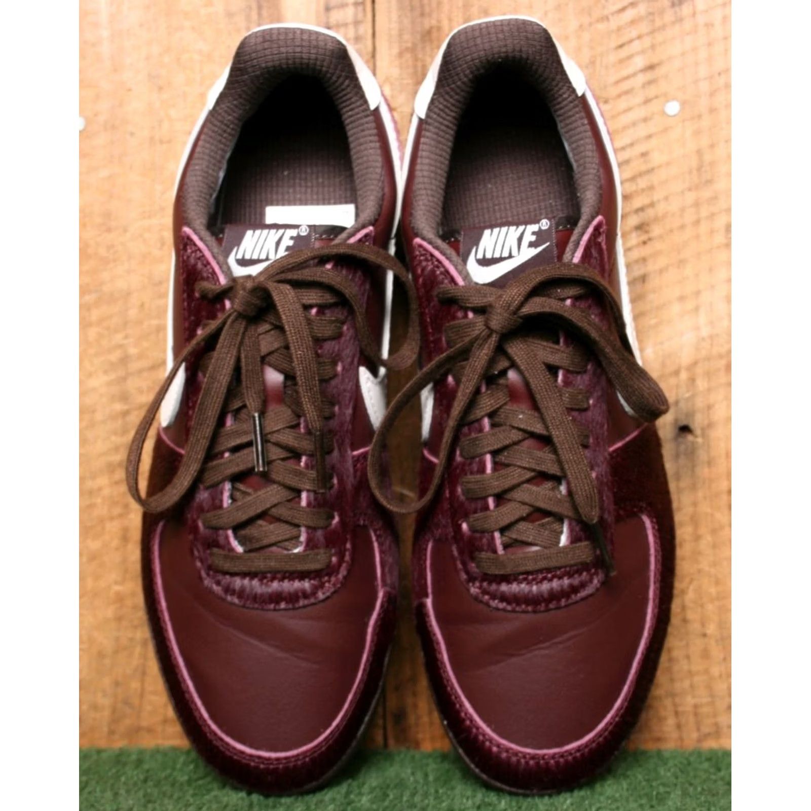 Nike VINTAGE NIKE Field General '82 Burgundy Crush Leather Pony Hair Sneaker Women Sz. 10 Size US 8 / IT 38 - 4 Thumbnail