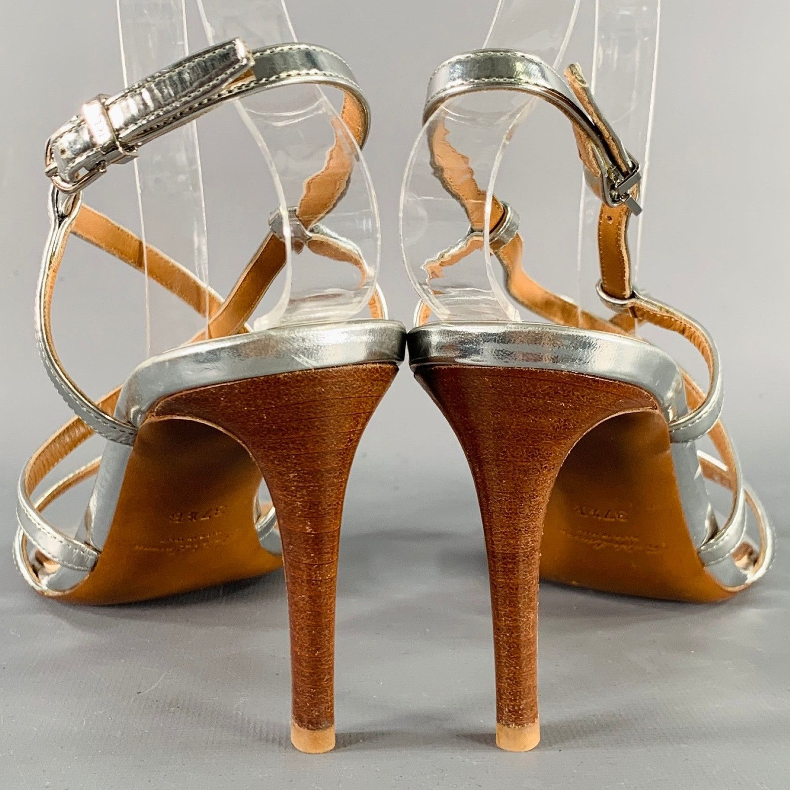Ralph Lauren Size 7.5 Silver Patent Leather Metallic Strappy Sandals Size US 7.5 / IT 37.5 - 3 Thumbnail