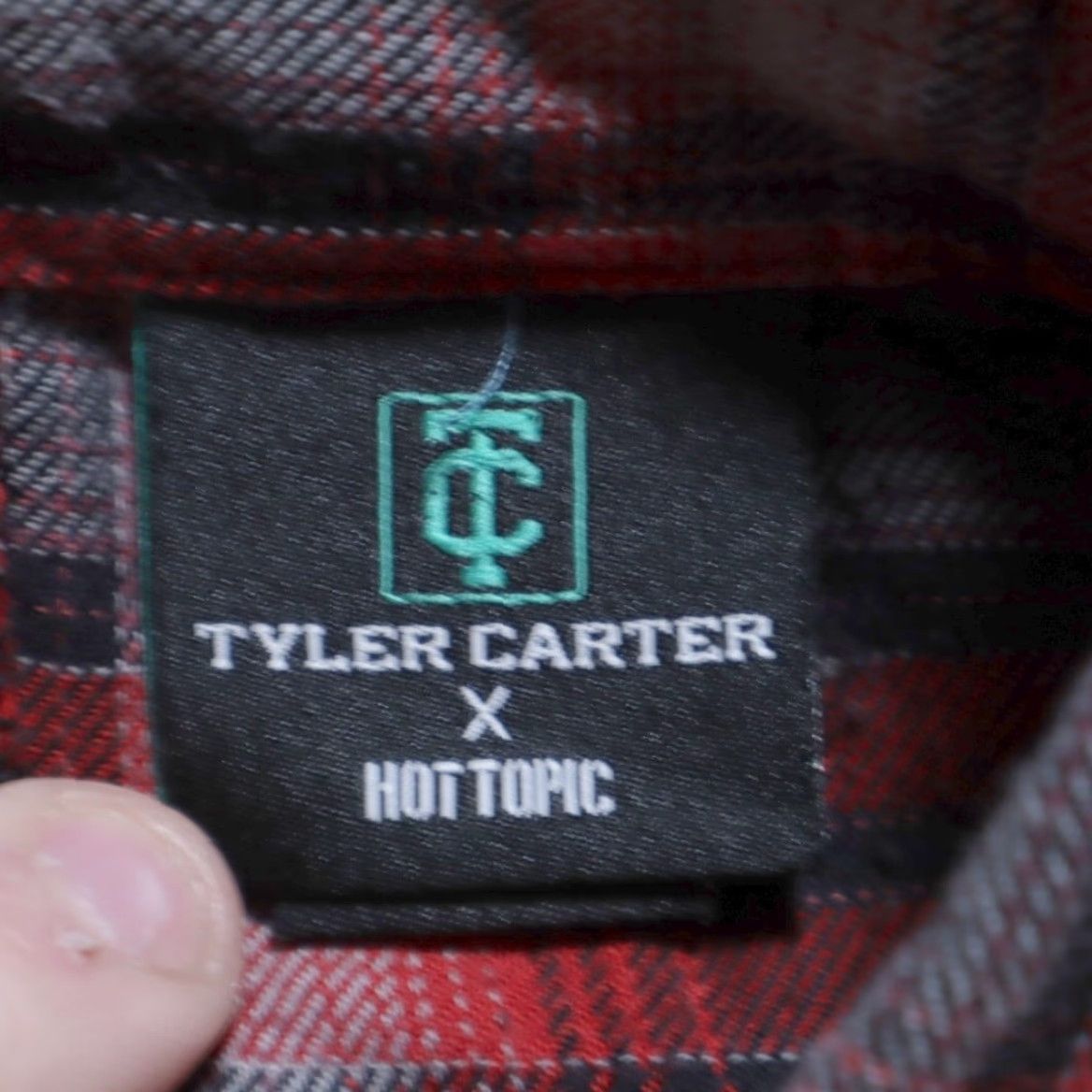 Vintage Tyler Carter x Hot Topic Zip Back Flannel Plaid Shirt Red Men's S Size US S / EU 44-46 / 1 - 5 Thumbnail