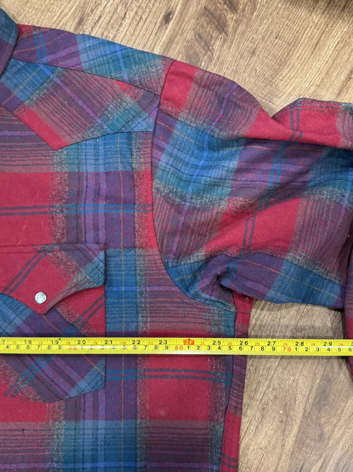 Pendleton Pendleton Button Up 100% pure virgin wool Size XL tall Size US XL / EU 56 / 4 - 3 Thumbnail