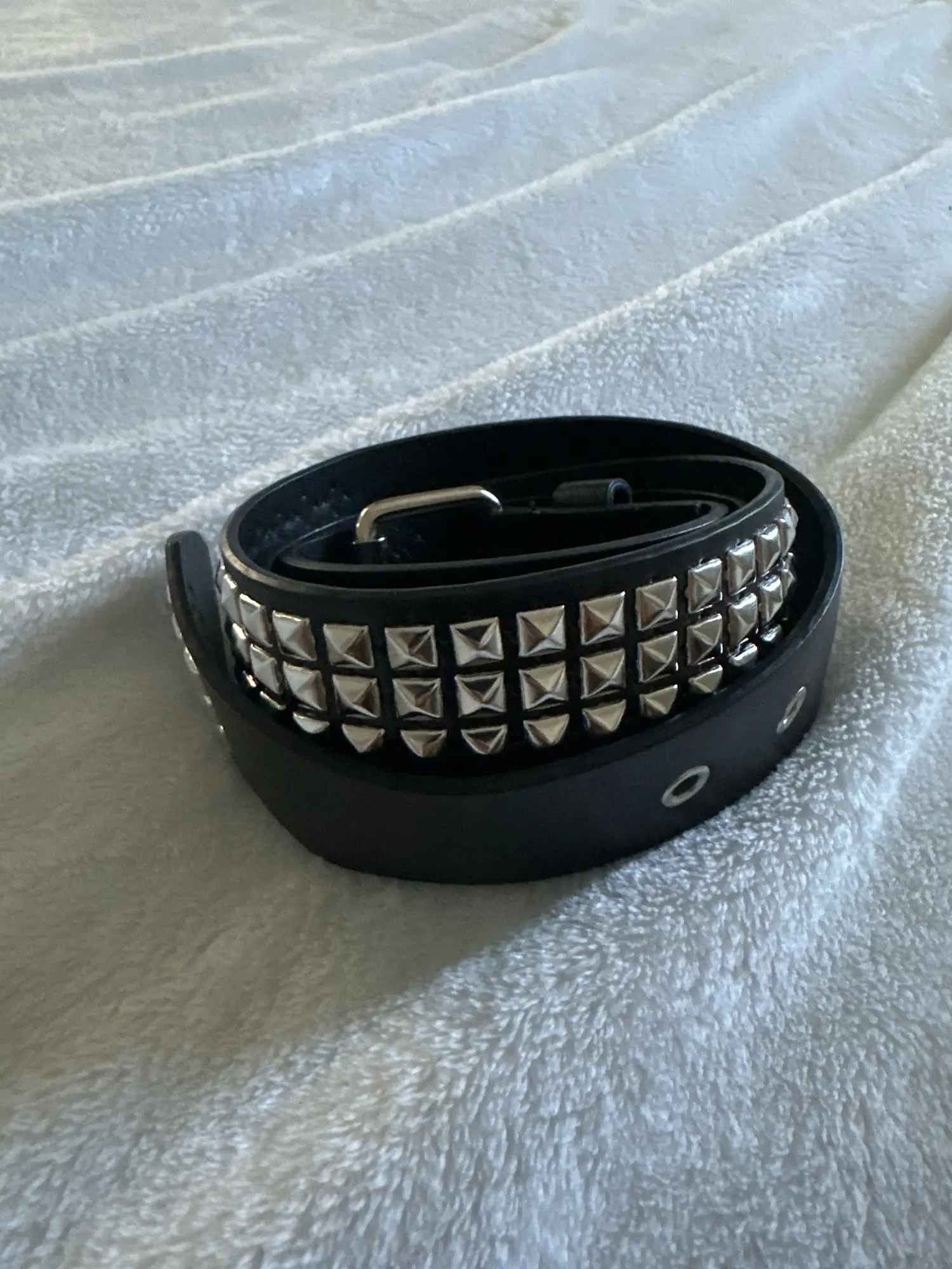 Vintage Rivet Heavy Metal Belt Size ONE SIZE - 10 Thumbnail