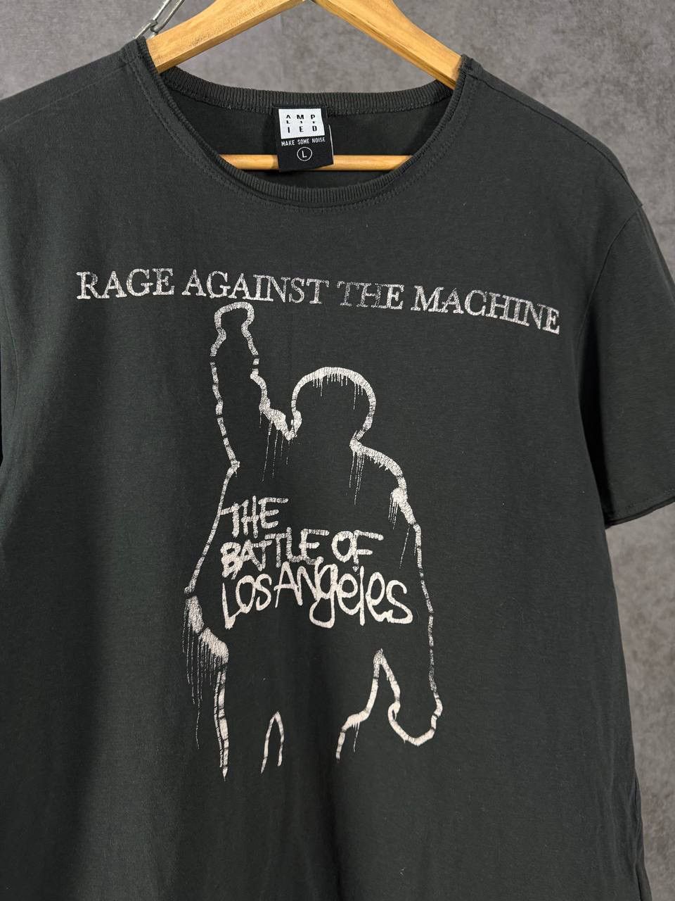Rage Against The Machine Rage Against the Machine rock band tee Size US L / EU 52-54 / 3 - 3 Thumbnail