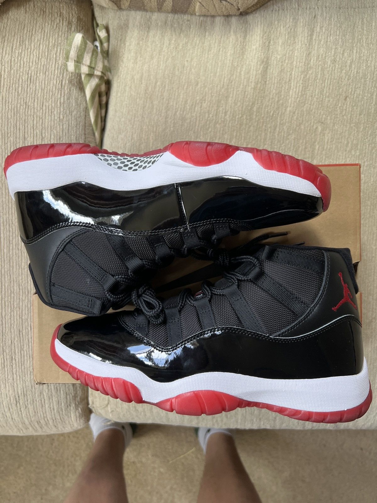 Jordan Brand Air Jordan 11 Bred (2019) Size US 10.5 / EU 43-44 - 3 Thumbnail