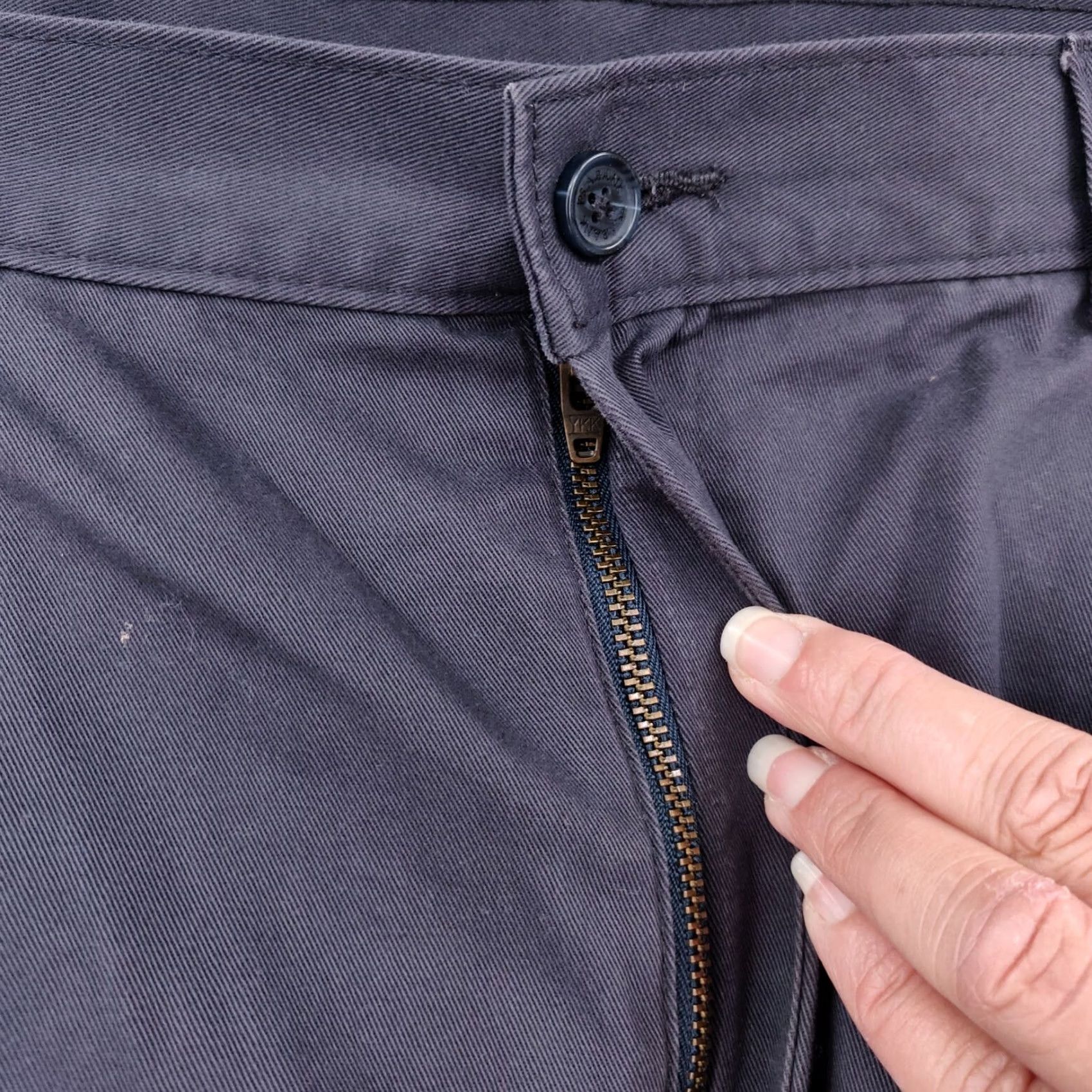 Jos. A. Bank Jos. A. Bank Shorts Mens 36 Blue Traveler Mid Rise Chino Bermuda Pleated Cotton Casual Outdoor 90s? Size US 36 / EU 52 - 7 Thumbnail