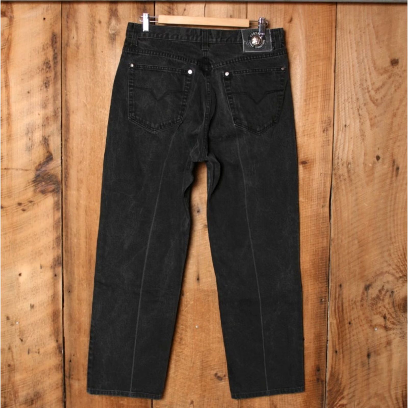 Versace VINTAGE Versace Jeans Mens Black Denim Jeans 32x29 Straight Rise Mid Button Fly 32 Inseam 29 Black Denim Cotton Italy Brand Versace Size US 32 / EU 48 - 4 Thumbnail