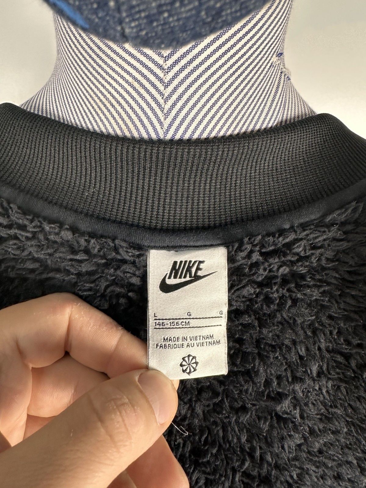 Nike Nike Deep Fleece Sherpa Jacket Long Black Girls L Womens S Size S / US 4 / IT 40 - 11 Thumbnail