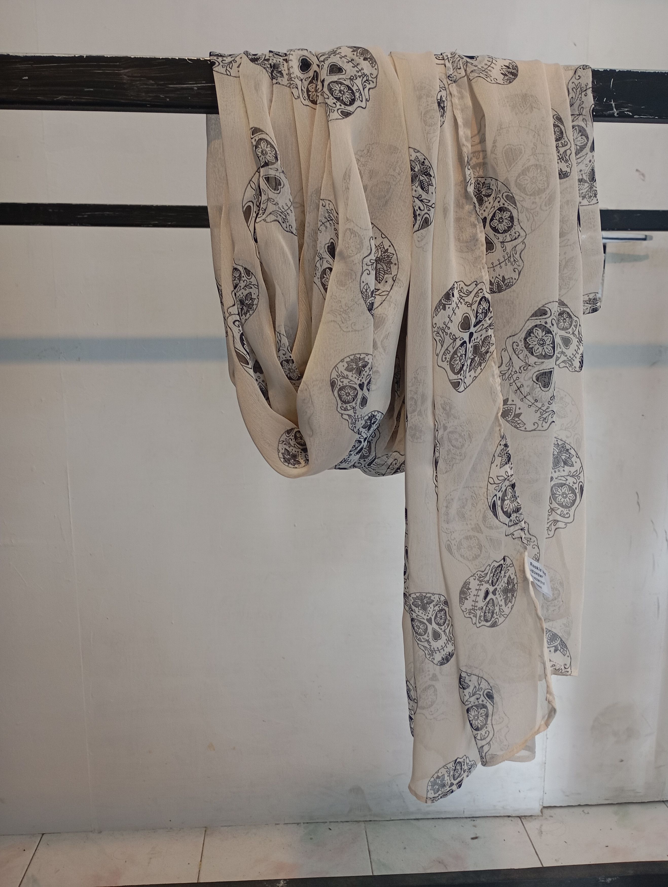 Other Unbranded Skull Bandana Handkerchief Size ONE SIZE - 3 Thumbnail