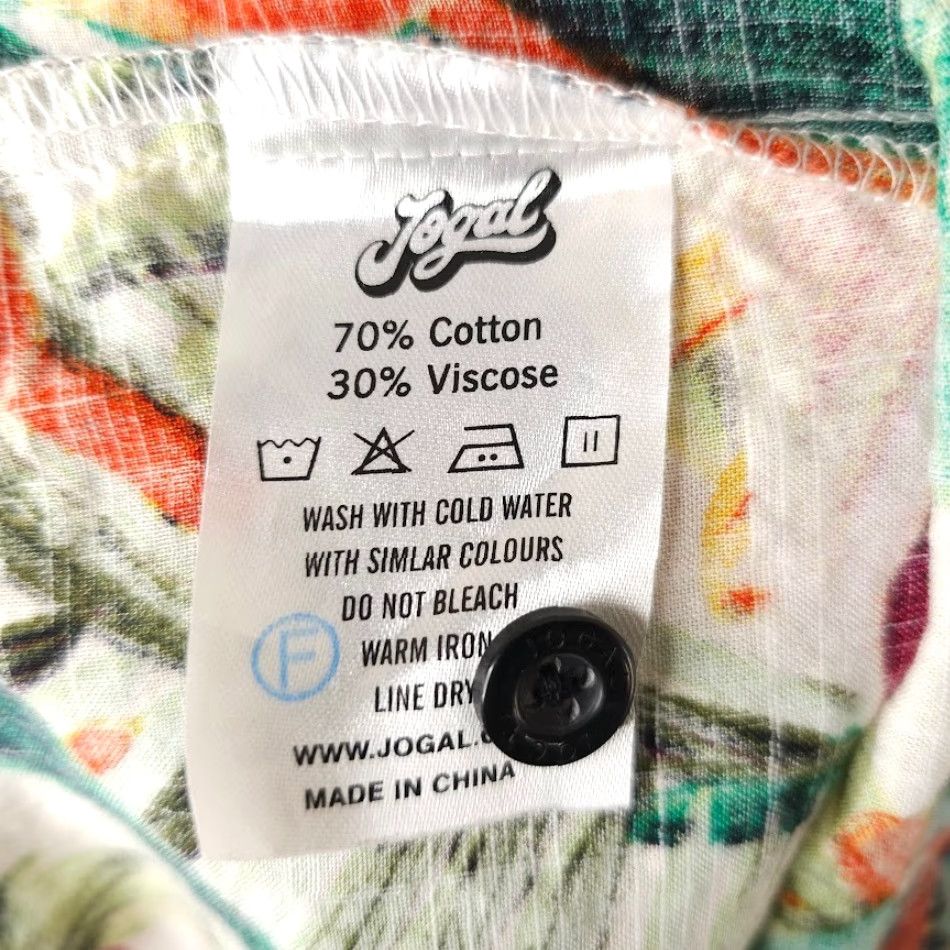 Vintage Jogal Hawaiian Shirt Mens 2XL Button-Down Collar Short Sleeve Floral All Over Print Ivory Cotton Blend Modern Casual Surfing Hawaii Size US XXL / EU 58 / 5 - 6 Thumbnail