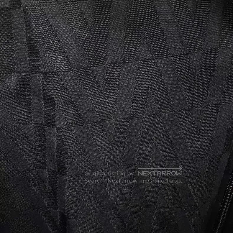 Valentino Valentino Dark pattern full of logo jacket and jacket Size US L / EU 52-54 / 3 - 4 Thumbnail