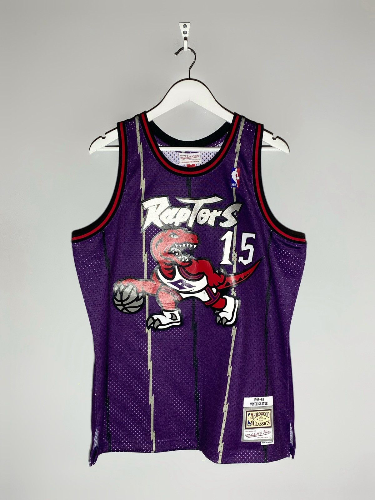 Mitchell & Ness Mitchell & Ness Vince Carter 1998 Toronto Raptors Jersey Size US L / EU 52-54 / 3 - 1 Thumbnail