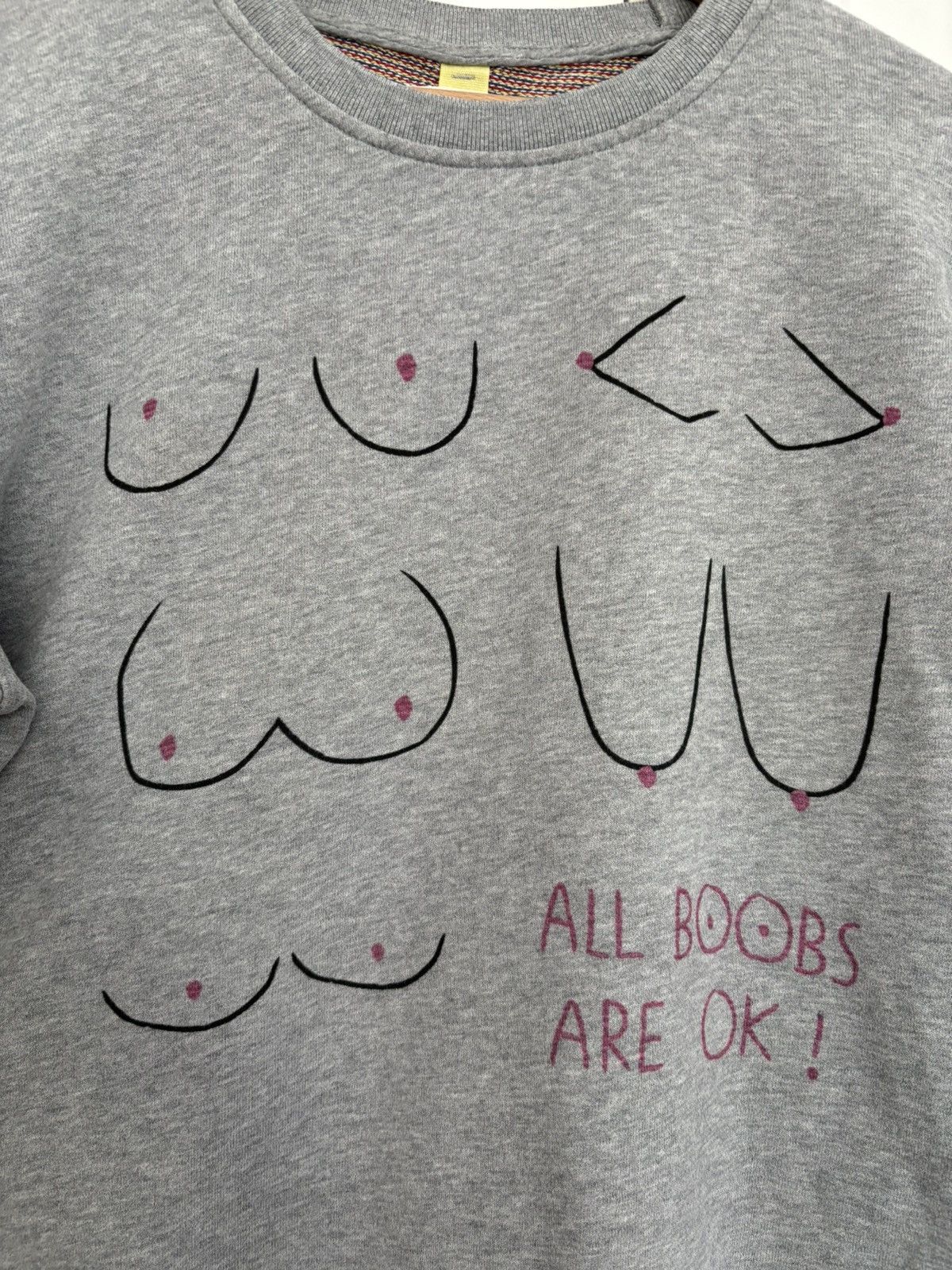 Vintage Blouse with a feminist message ;) Size M / US 6-8 / IT 42-44 - 1 Thumbnail