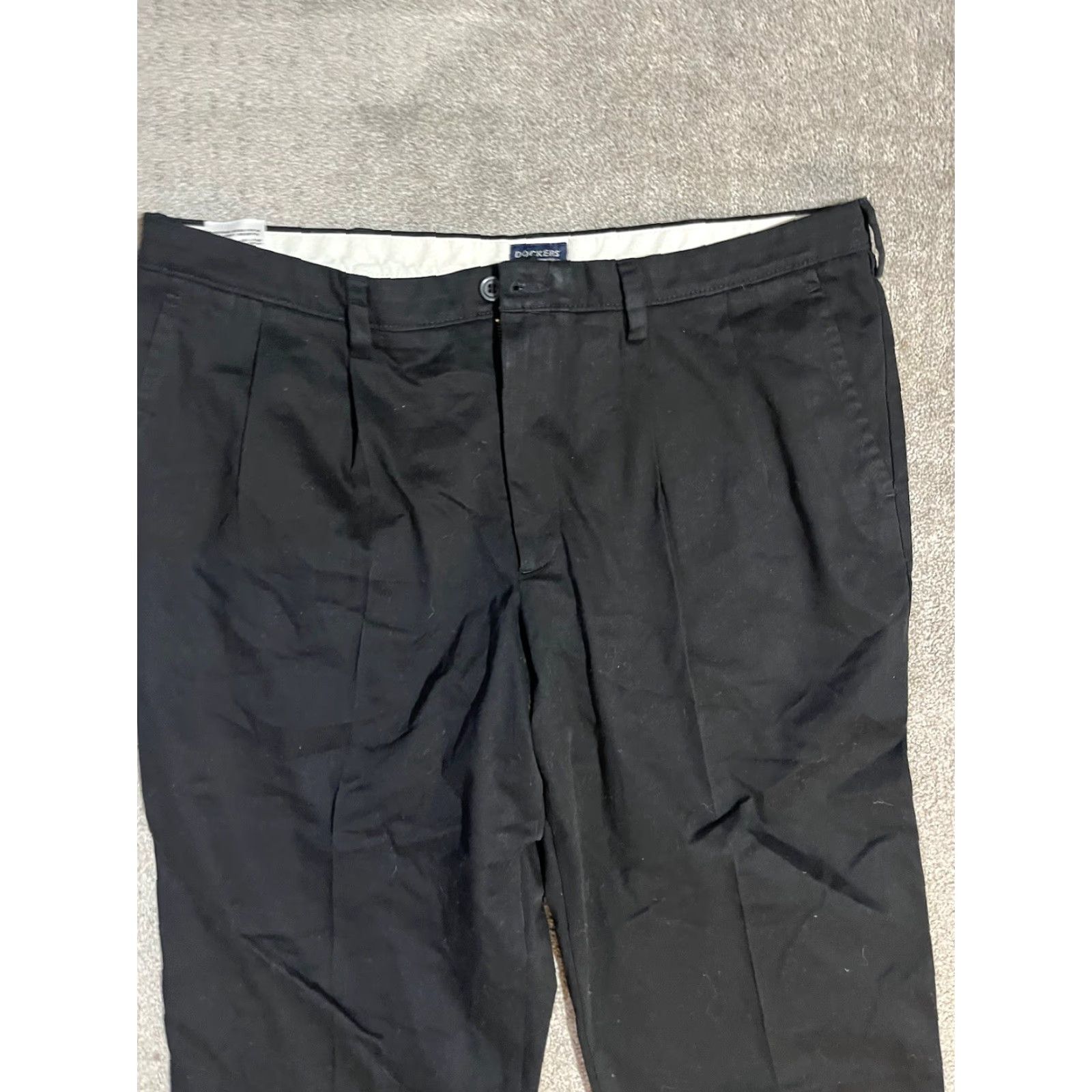 Dockers DOCKERS Classic Fit Pleated Dress Pants 40x29 Black Vintage Distressed Shirt? Size US 40 / EU 56 - 2 Thumbnail