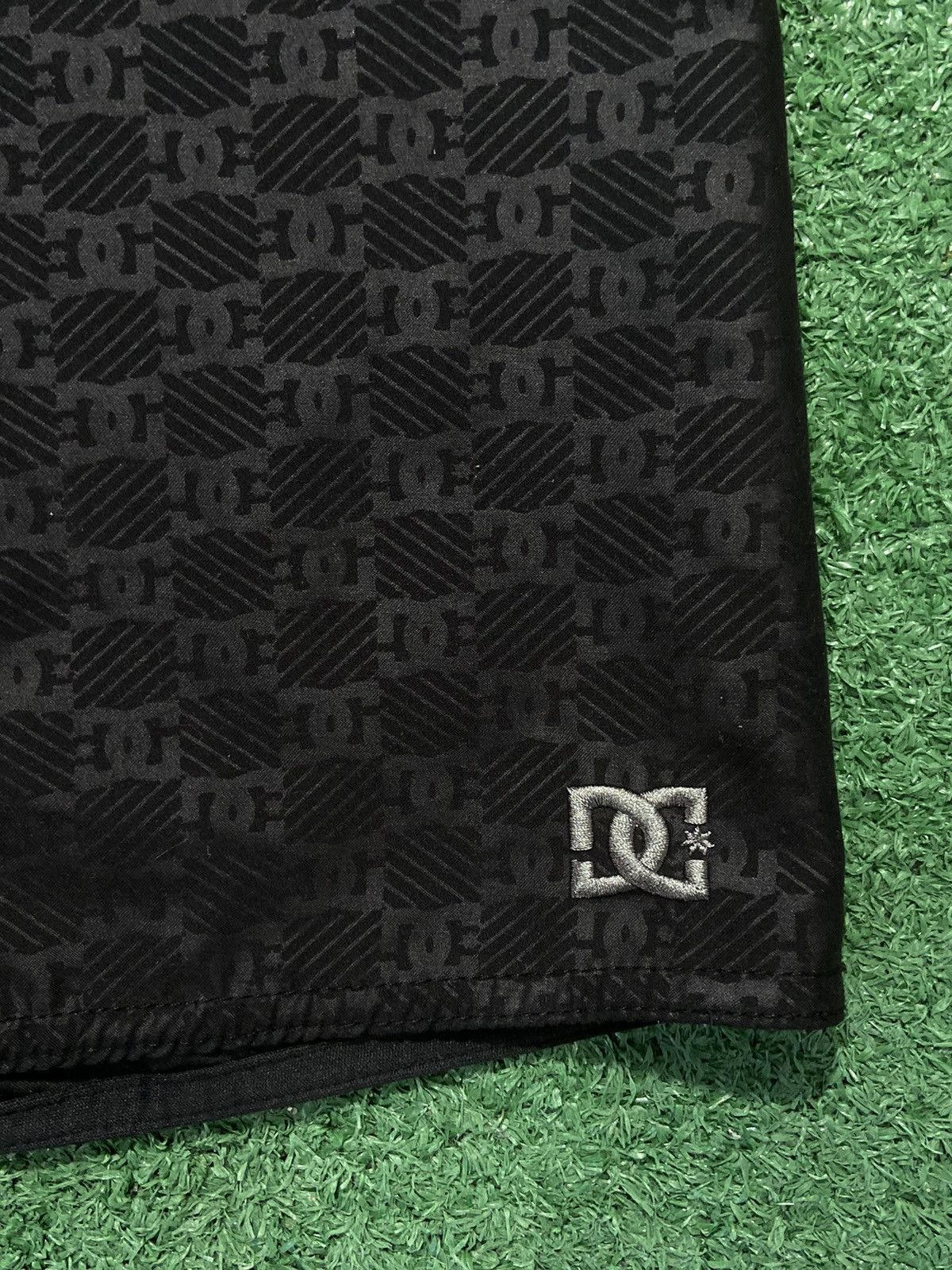 DC Dc shorts pants Size US 31 - 2 Thumbnail