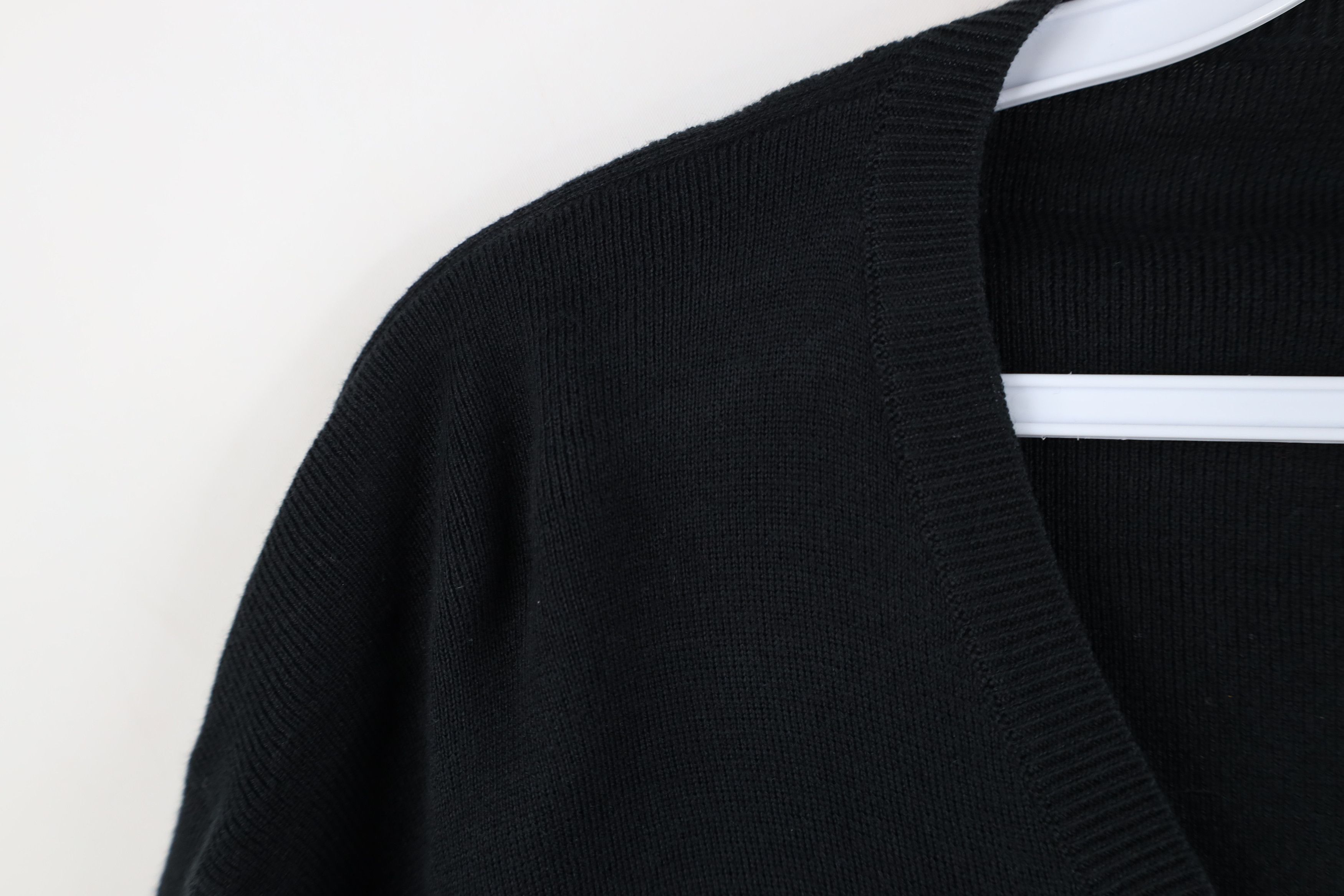 Ralph Lauren Vintage Ralph Lauren Lightweight Cotton Knit V-Neck Sweater Size US XL / EU 56 / 4 - 8 Thumbnail