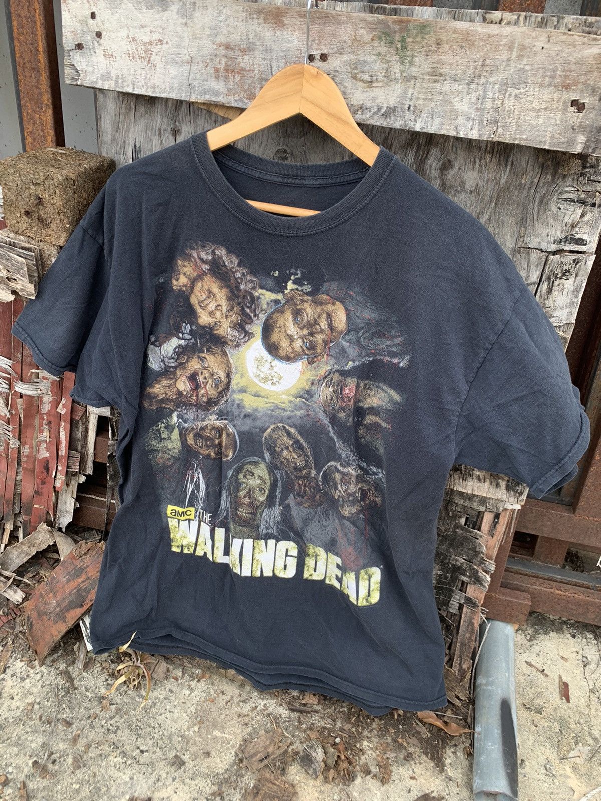 Affliction Distressed Dead Zombie big print Size US L / EU 52-54 / 3 - 1 Thumbnail