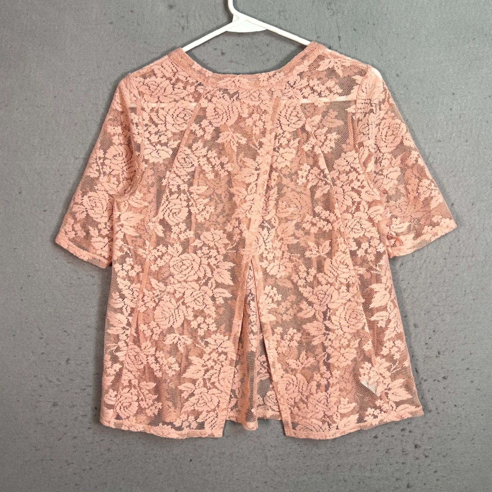 BCBGeneration BCBGeneration Womens Lace Top Blouse Size Small Floral Sheer Pink Size S / US 4 / IT 40 - 2 Thumbnail
