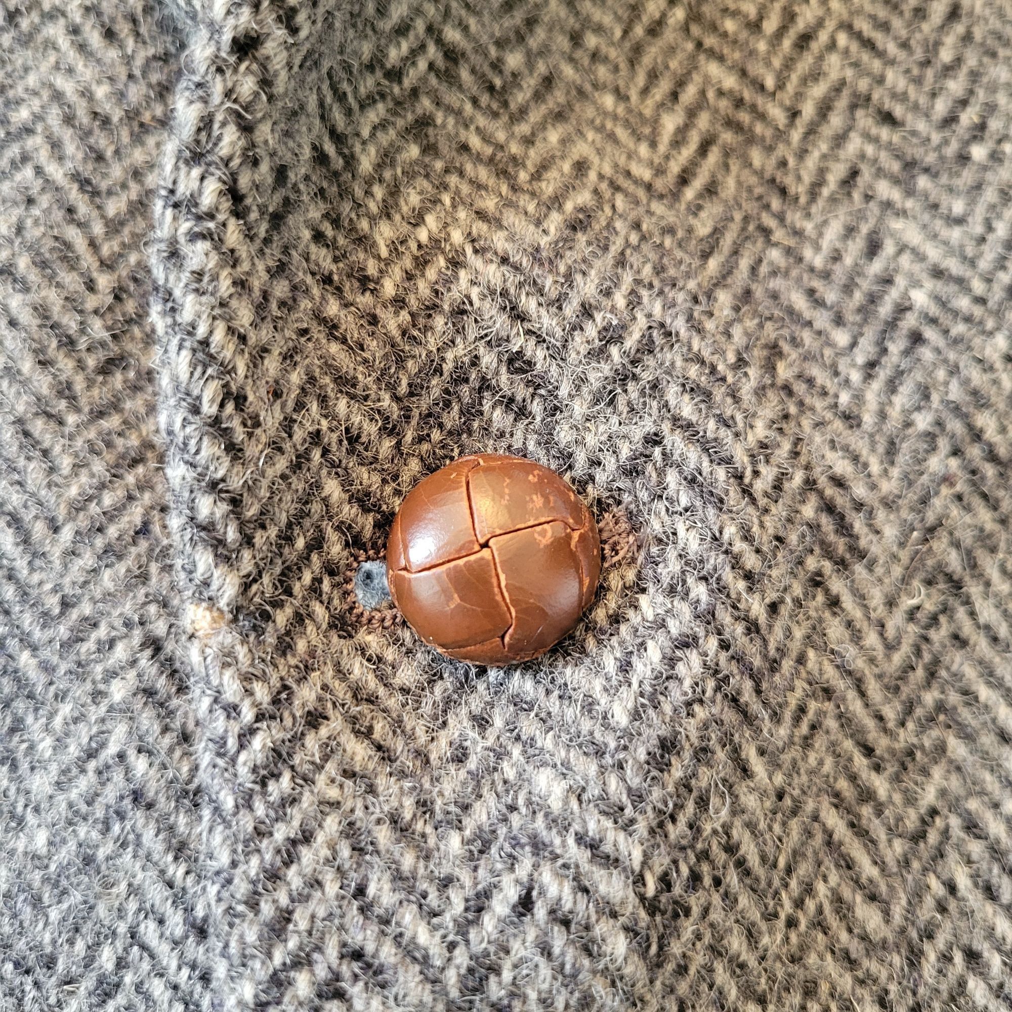 Harris Tweed Bells Harris Tweed Grey Herringbone Blazer 2 Button Wool Spo Size 40R - 11 Thumbnail