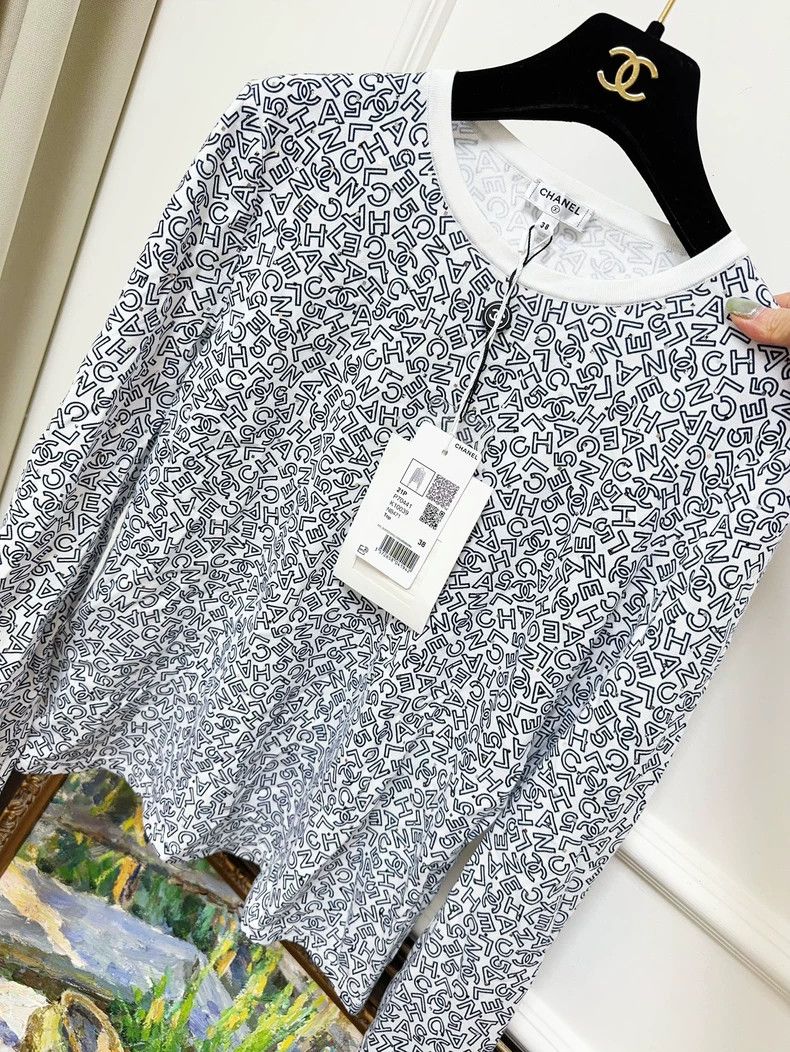 Chanel Chanel 21p full print blue double C sequin logo long-sleev Size XS / US 0-2 / IT 36-38 - 2 Thumbnail