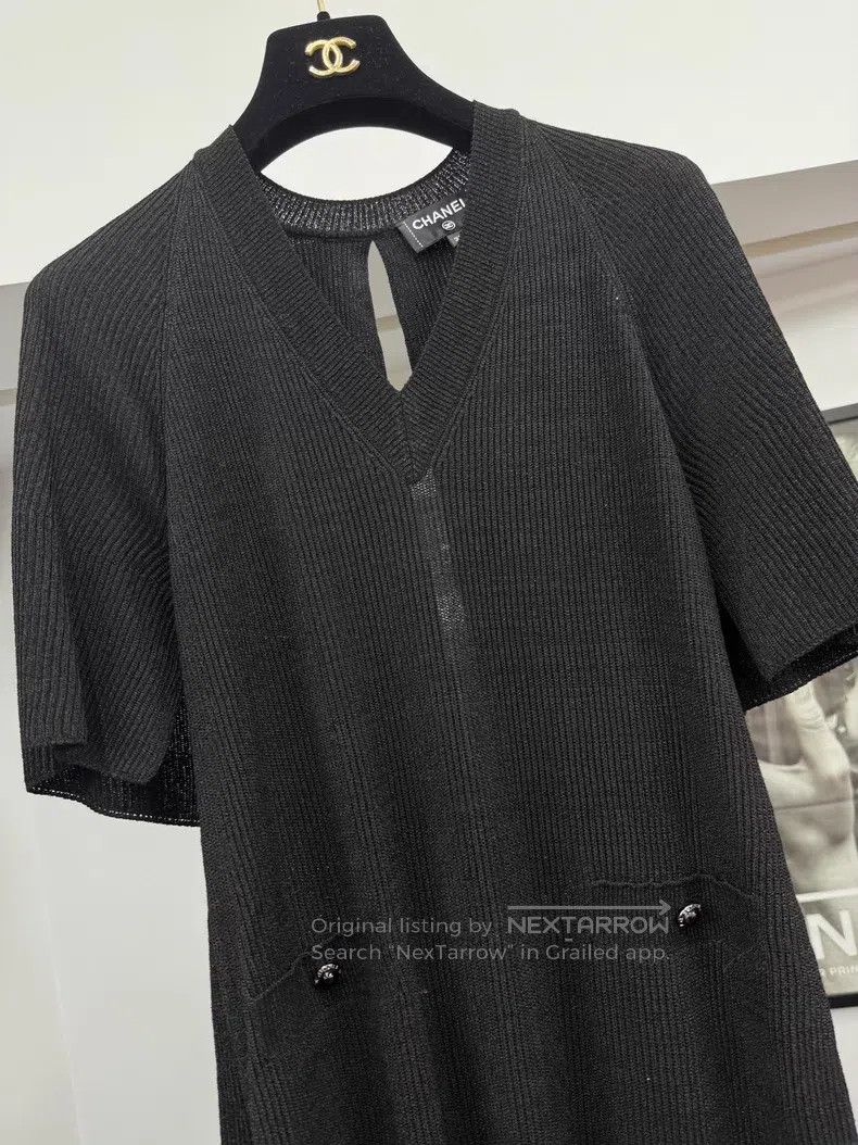 Chanel Chanel Black V-neck knitted dress Size XS / US 0-2 / IT 36-38 - 2 Thumbnail