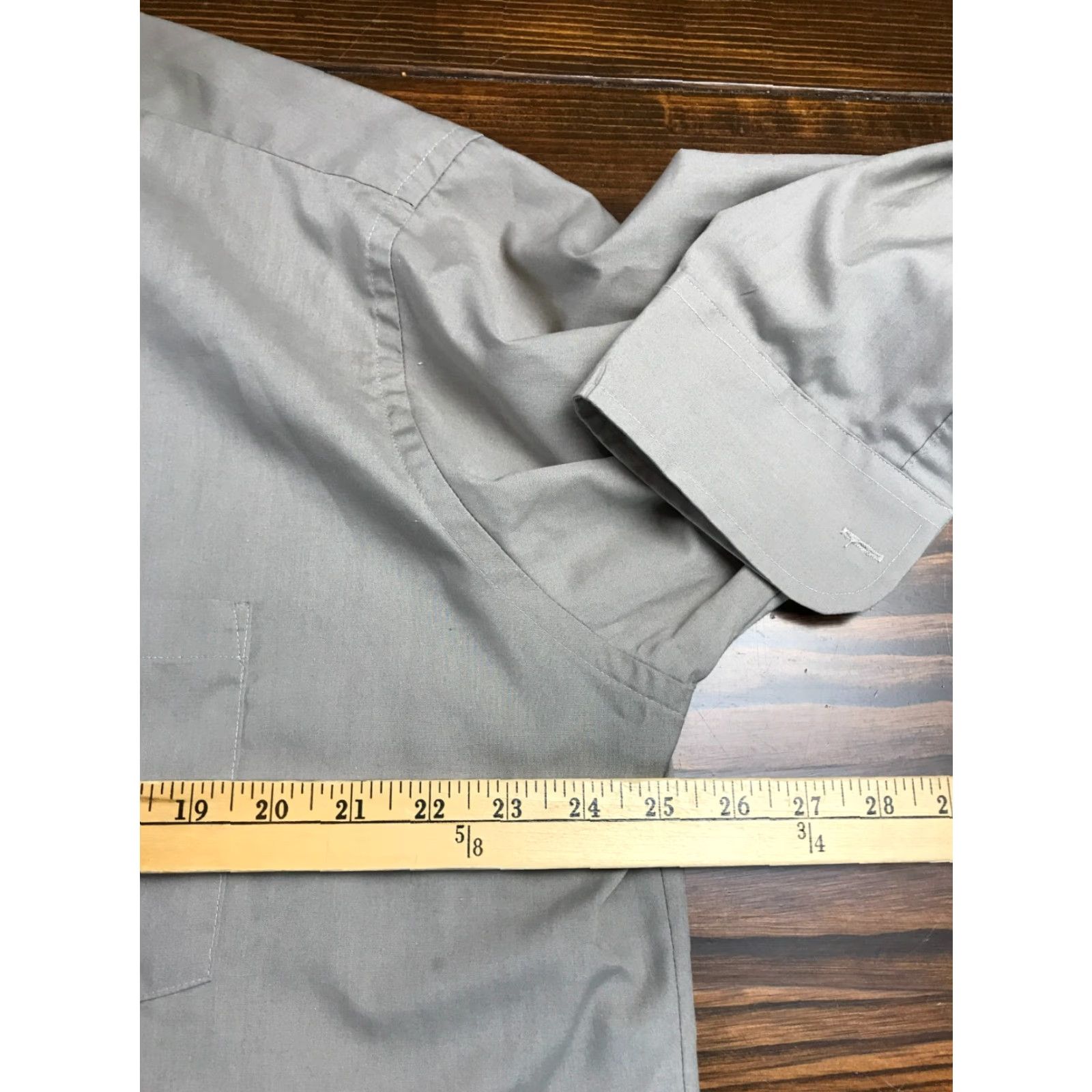 Van Heusen Van Heusen Shirt Editions, Men's 17 34/35, Tan, Single Needle Tailoring Size US XL / EU 56 / 4 - 3 Thumbnail
