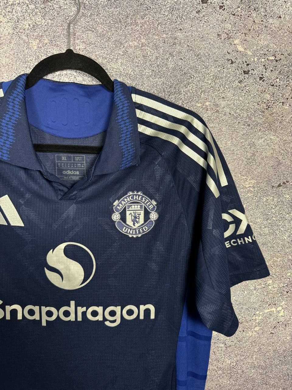 Other Manchester United 2024/25 Away Soccer Jersey Size US XL / EU 56 / 4 - 10 Thumbnail