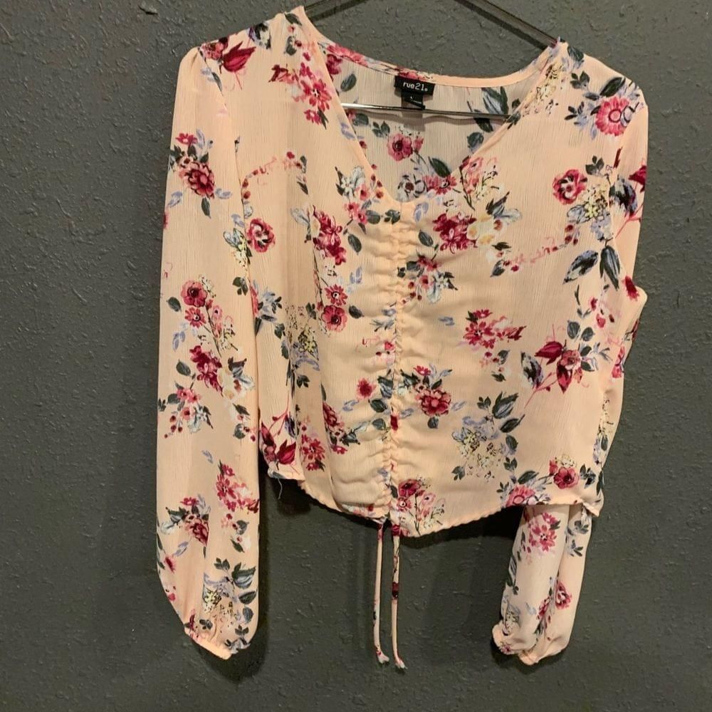 rue21 Rue 21 Blouse Size L / US 10 / IT 46 - 1 Thumbnail