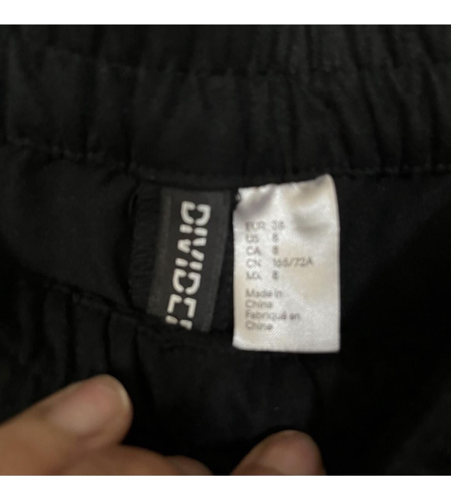 Divided Divided faux suede shorts Size 30" / US 8 / IT 44 - 3 Thumbnail