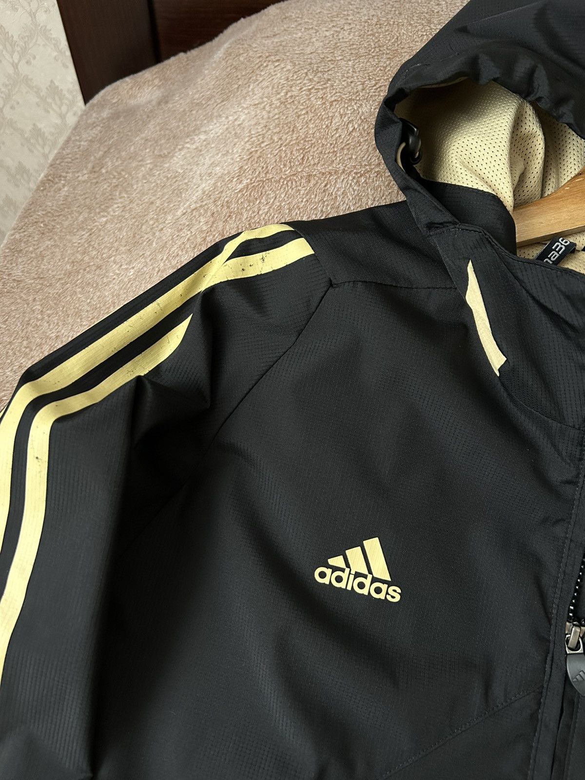 Adidas Adidas FC Liverpool Vintage 2008 man's jacket size XL Size US XL / EU 56 / 4 - 5 Thumbnail