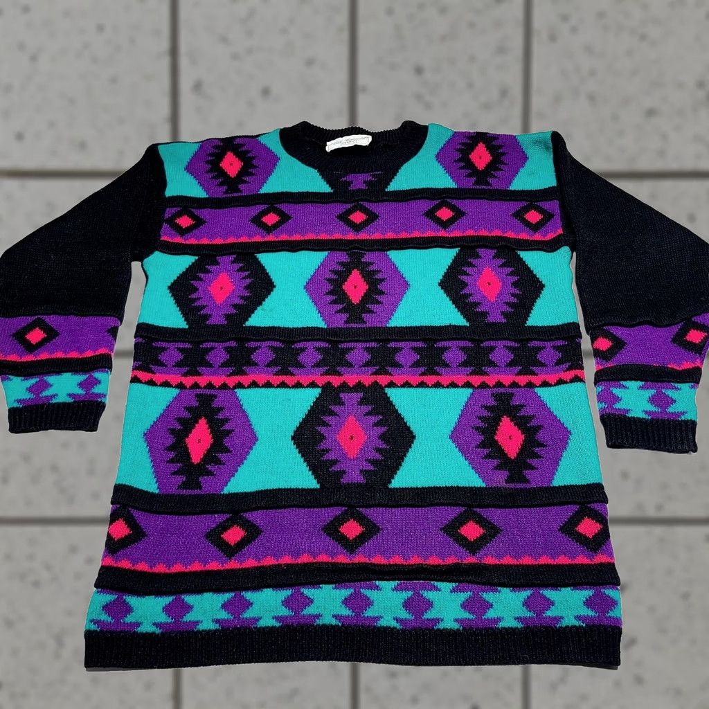 Vintage VINTAGE North American Sweaters Oversized Acrylic Aztec 90's Womens Large Neon Crew Neck Geometric Long Sleeve Pullover Size L / US 10 / IT 46 - 1 Thumbnail
