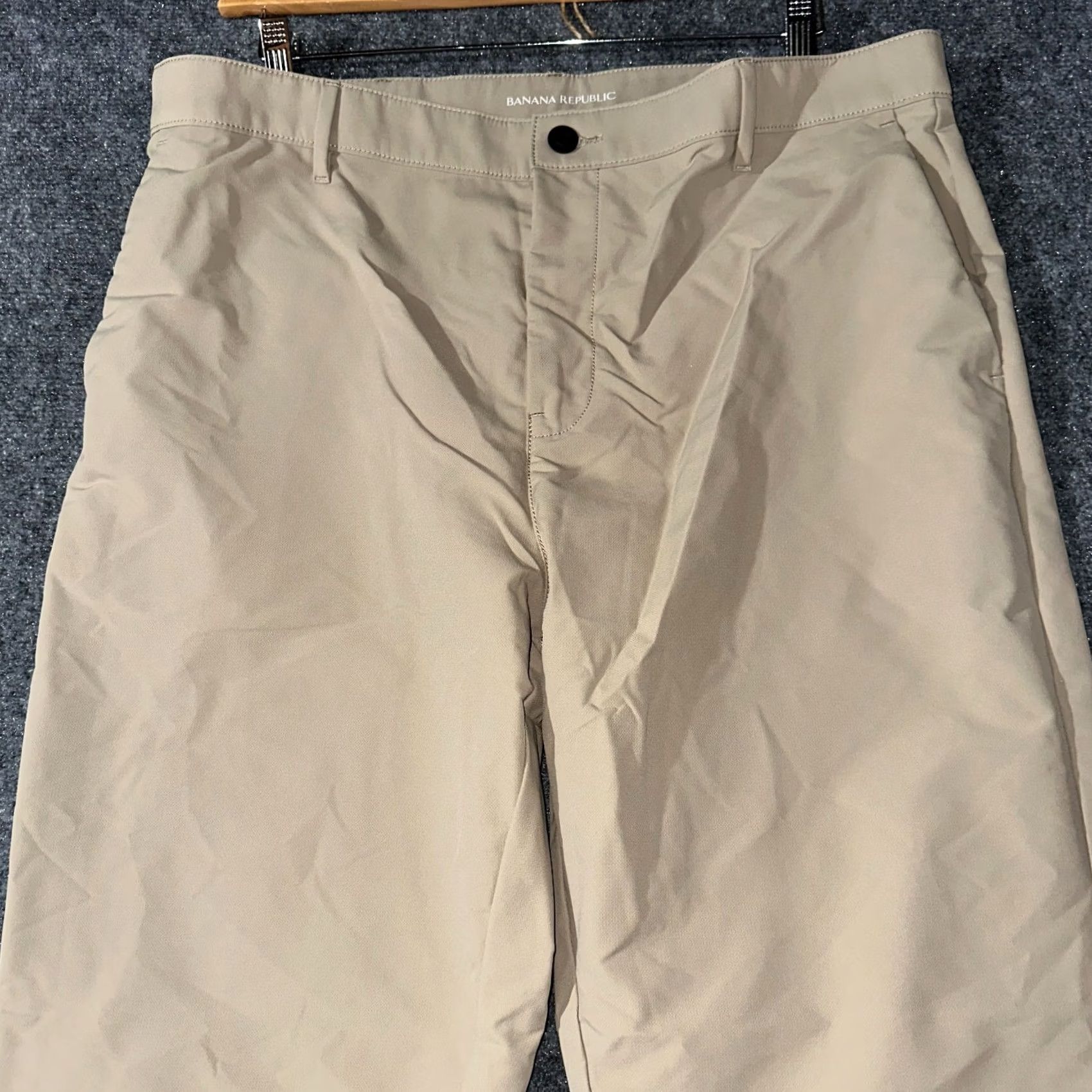Banana Republic Banana Republic Pants Mens 38 X 30 Chino Straight Leg Tan Travel Pockets Zip Size US 38 / EU 54 - 3 Thumbnail