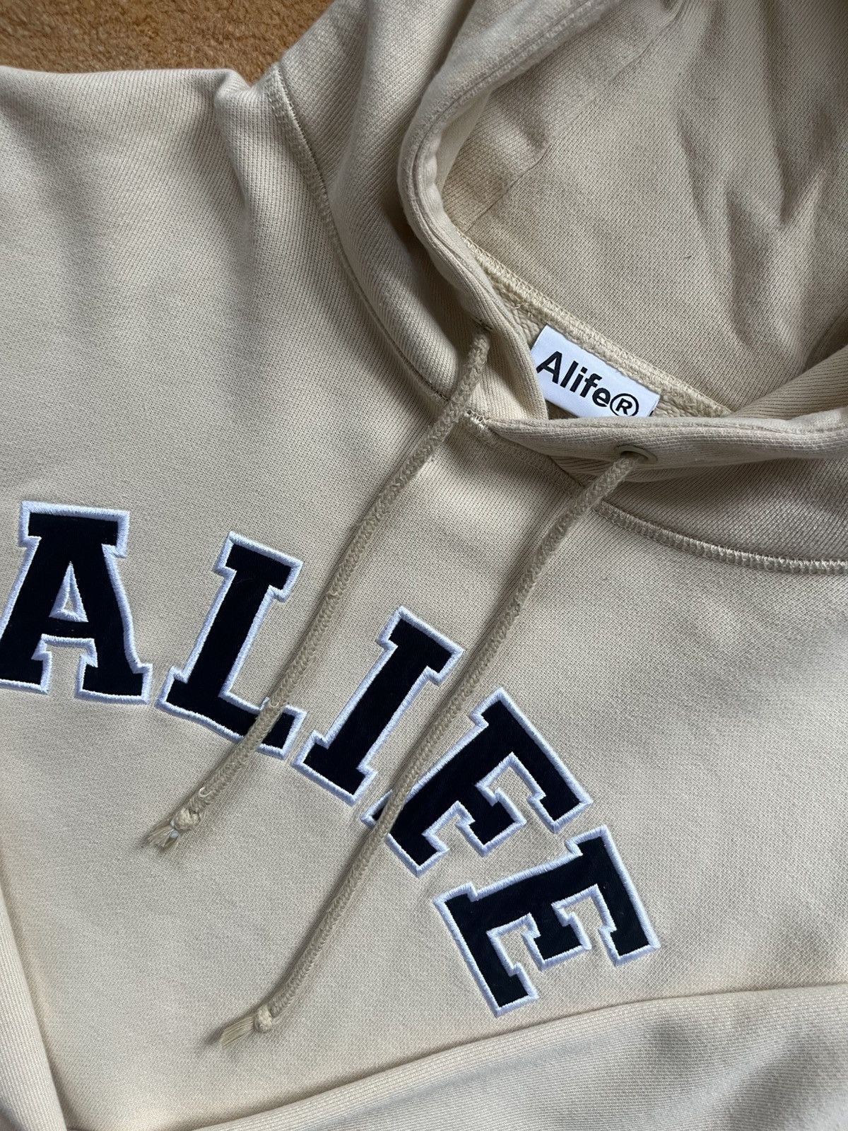 Alife Slide chest logo hoodie Size US M / EU 48-50 / 2 - 3 Thumbnail