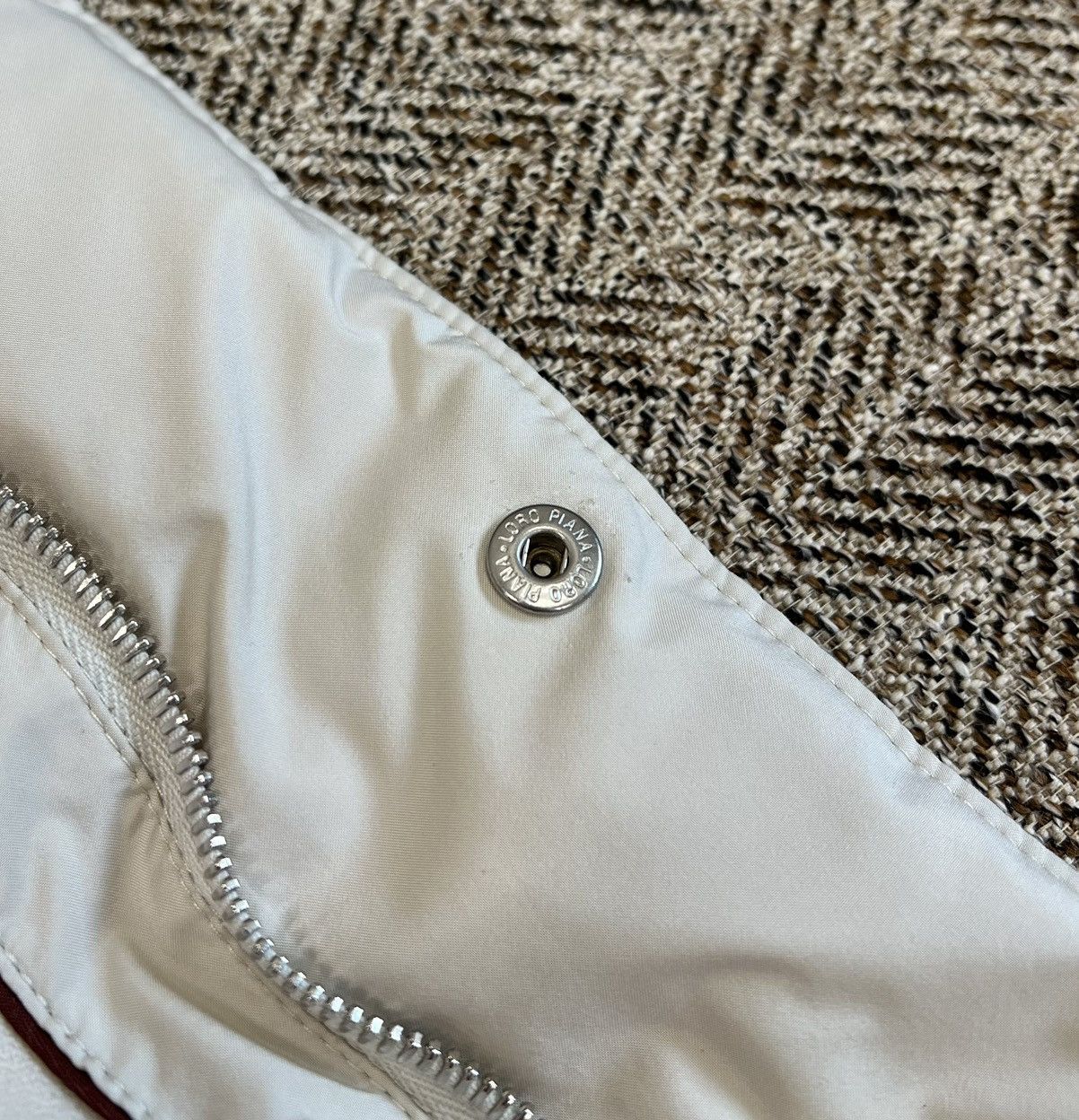 Loro Piana Loro Piana Cashmere Goose Down Padding Beige Vest Size US XL / EU 56 / 4 - 5 Thumbnail