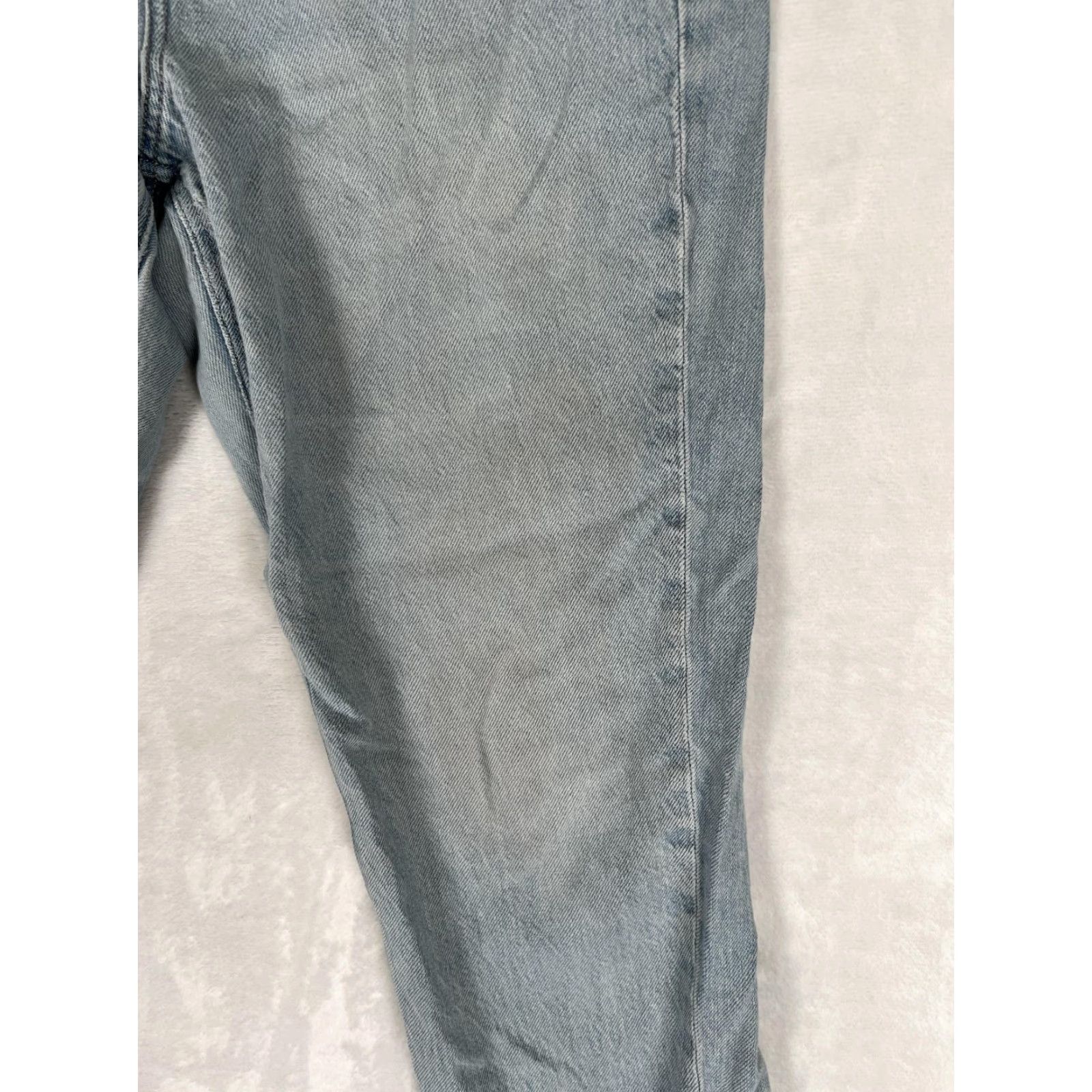 Vintage VINTAGE American Eagle Jeans Womens 8 Light Wash Mom Jean Strigid Blue Denim High Rise Womens Jeans Size 30" / US 8 / IT 44 - 2 Thumbnail