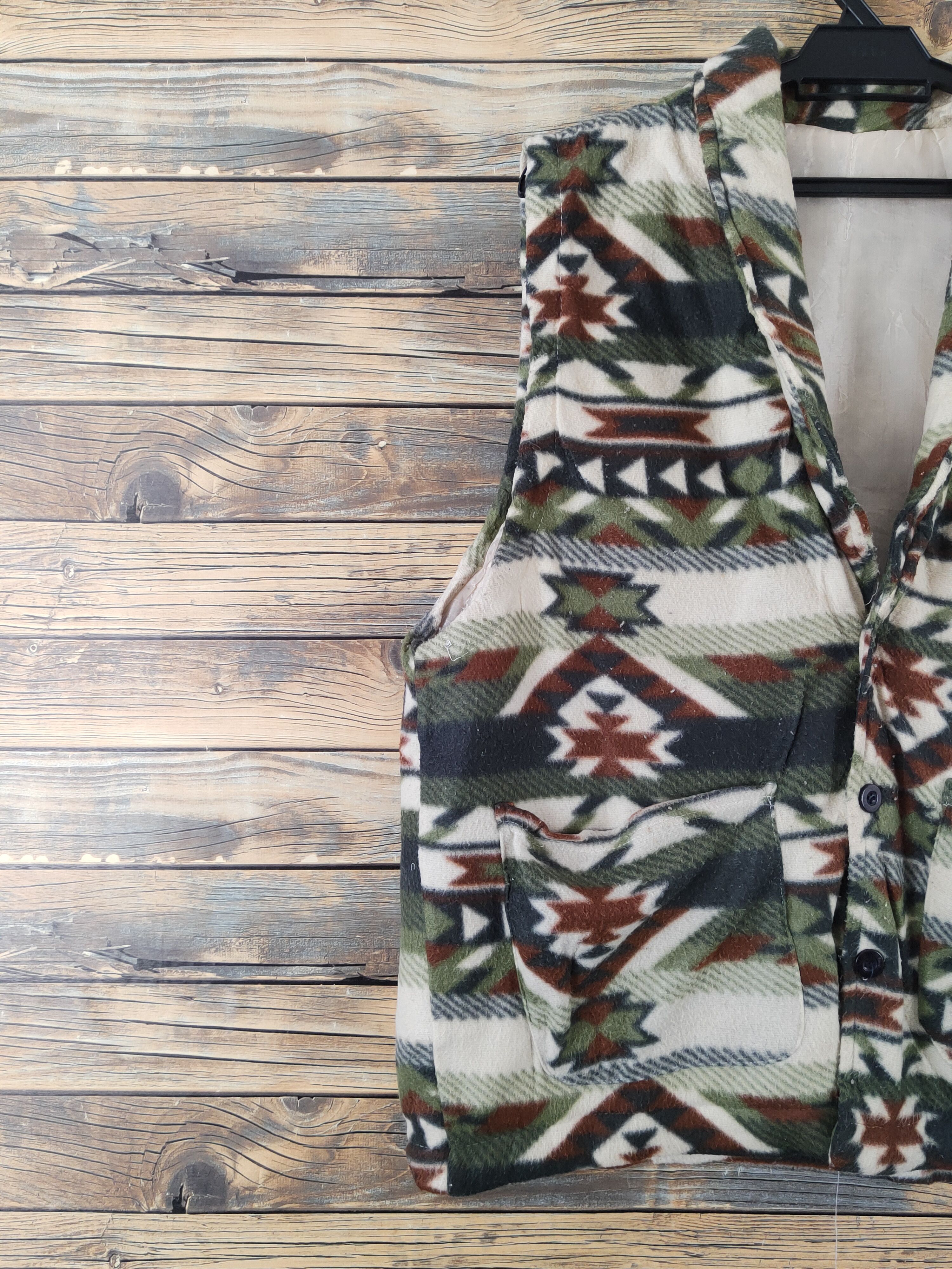 Japanese Brand × Vintage Hot Stuff 🔥 Japanese Brand Green Ivort Wool Vests Size US L / EU 52-54 / 3 - 3 Thumbnail