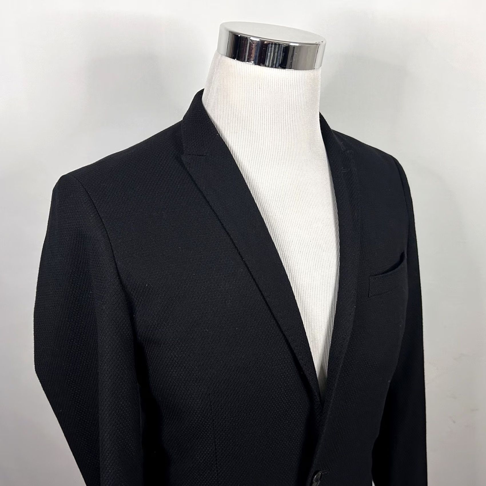 H&M H&M Sport Coat Black Textured One-Button Slim Fit 38R Men Regular Jacket Coat Vented Polyester Blend Size US XS / EU 42 / 0 - 2 Thumbnail