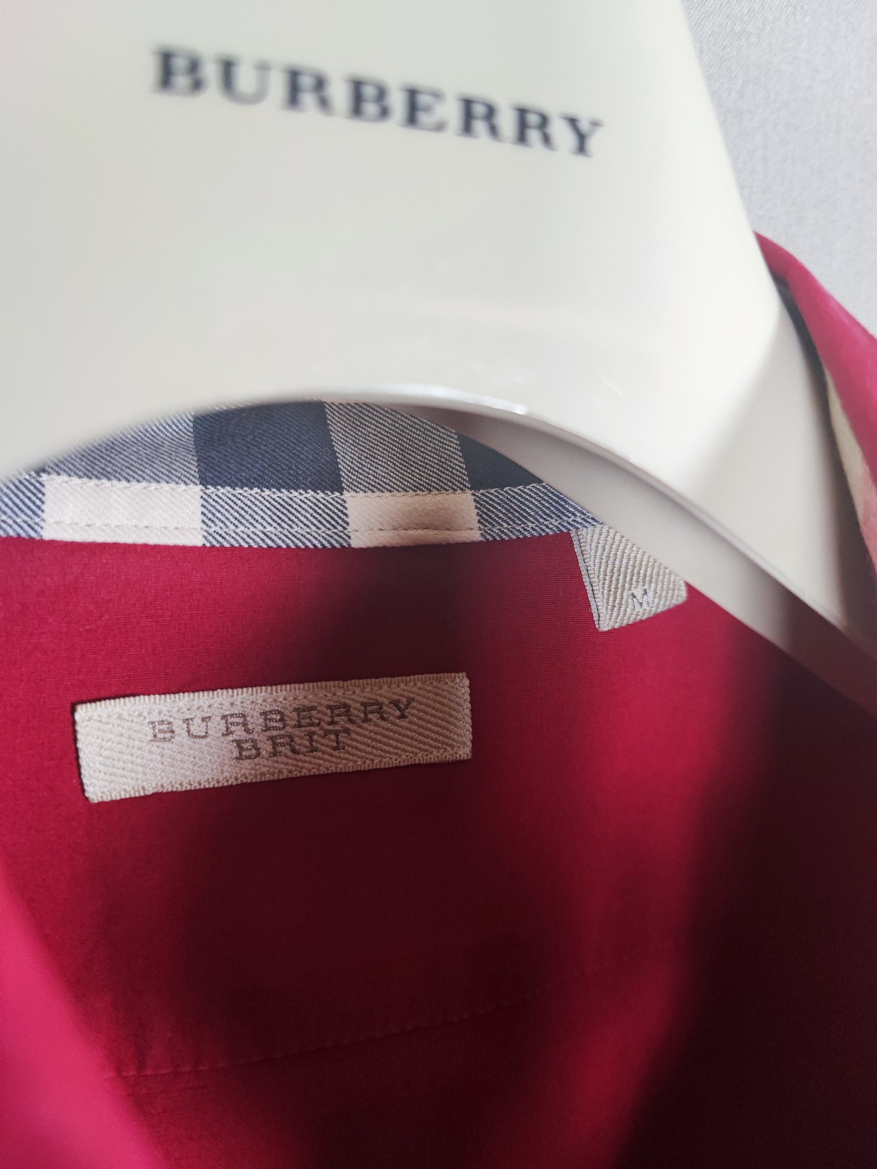 Burberry Rare Burberry shirt size M Bordeaux Size US M / EU 48-50 / 2 - 11 Thumbnail