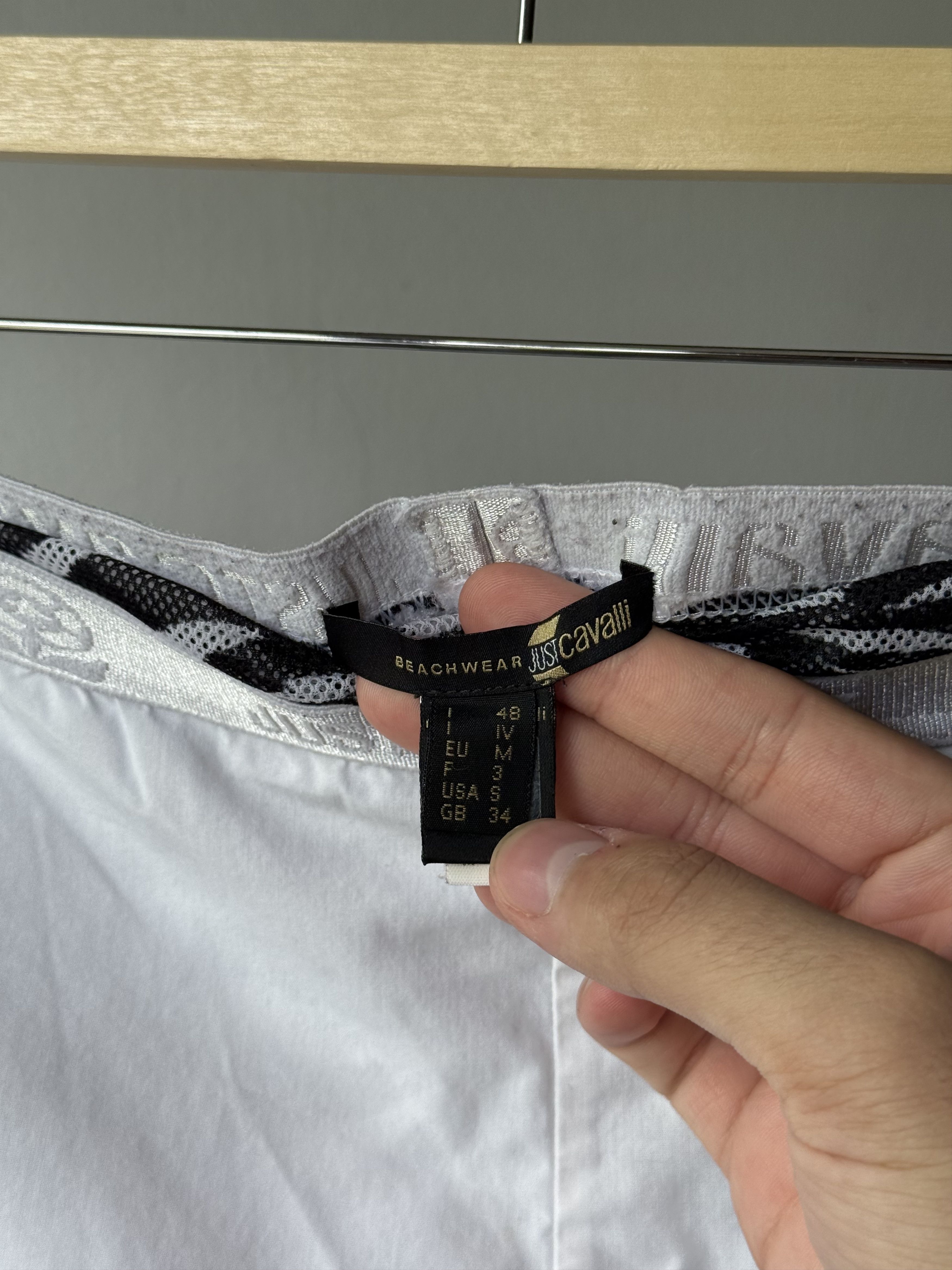 Just Cavalli Just Cavalli Beachwear White Cotton Shark Logo Swim Shorts Size US 32 / EU 48 - 9 Thumbnail