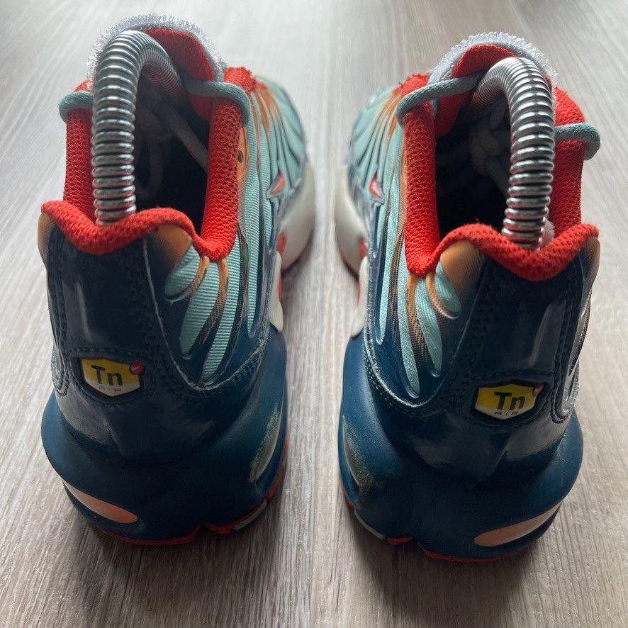 Nike NIKE • Air Max Plus GS "Swoosh Chain" (4.5M) Size US 5 / EU 37 - 8 Thumbnail