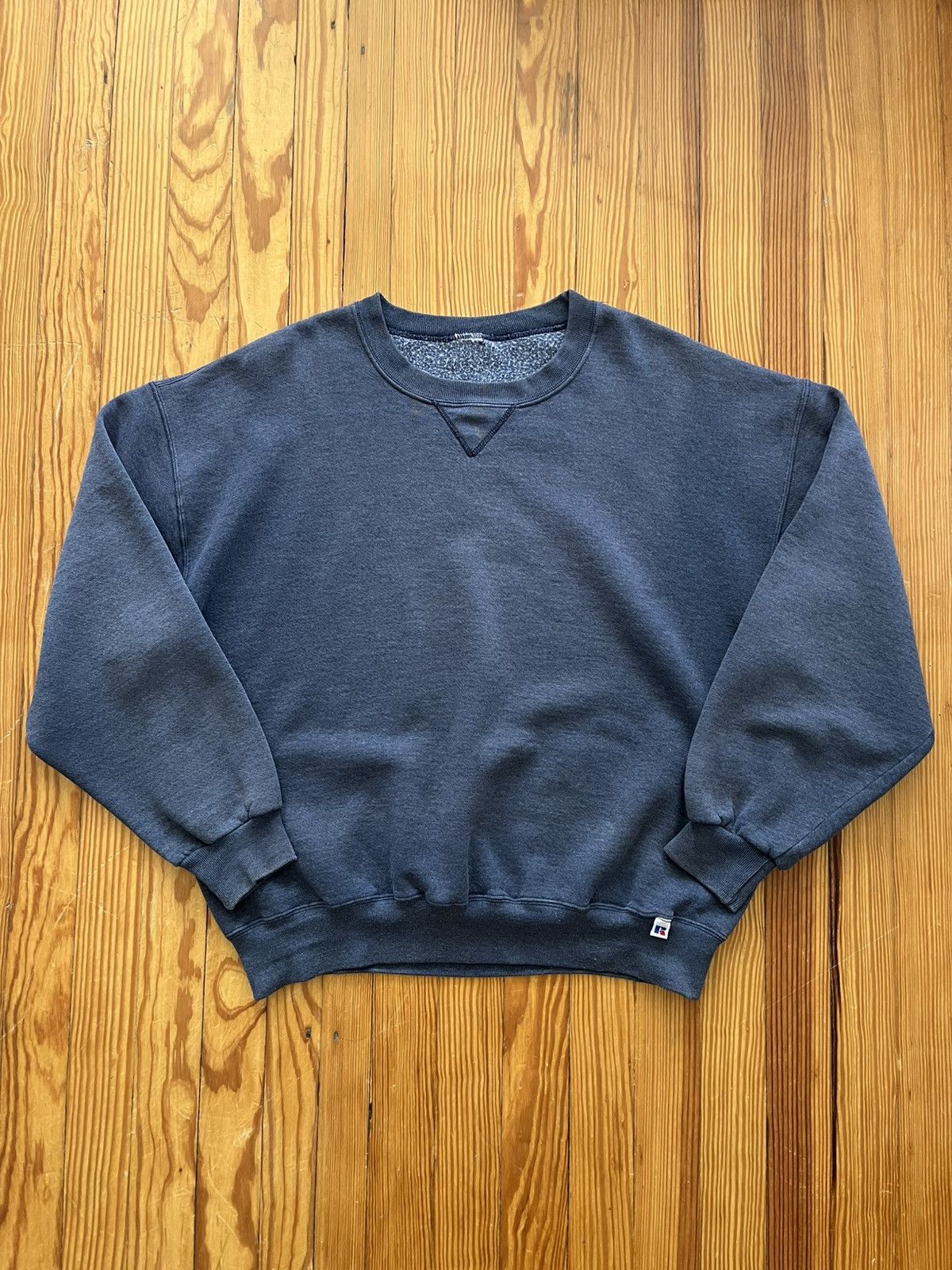 Russell Athletic Vintage Russell Crewneck Thrashed Sunfaded Purple ERD Style Size US XL / EU 56 / 4 - 1 Thumbnail