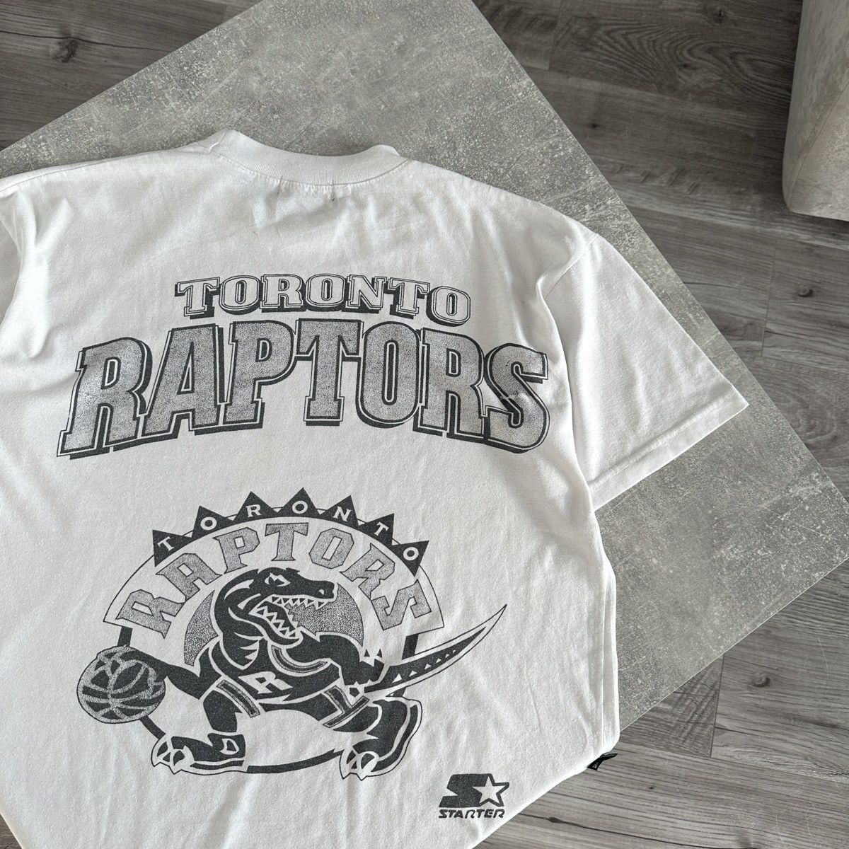 NBA Vintage 90s Toronto Raptors NBA Starter Champion tee y2k og Size US M / EU 48-50 / 2 - 10 Thumbnail